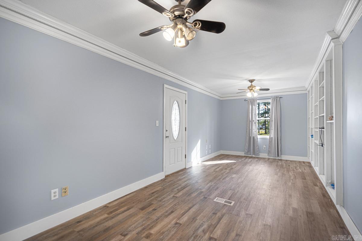 3426 Highway 5  El Paso, AR