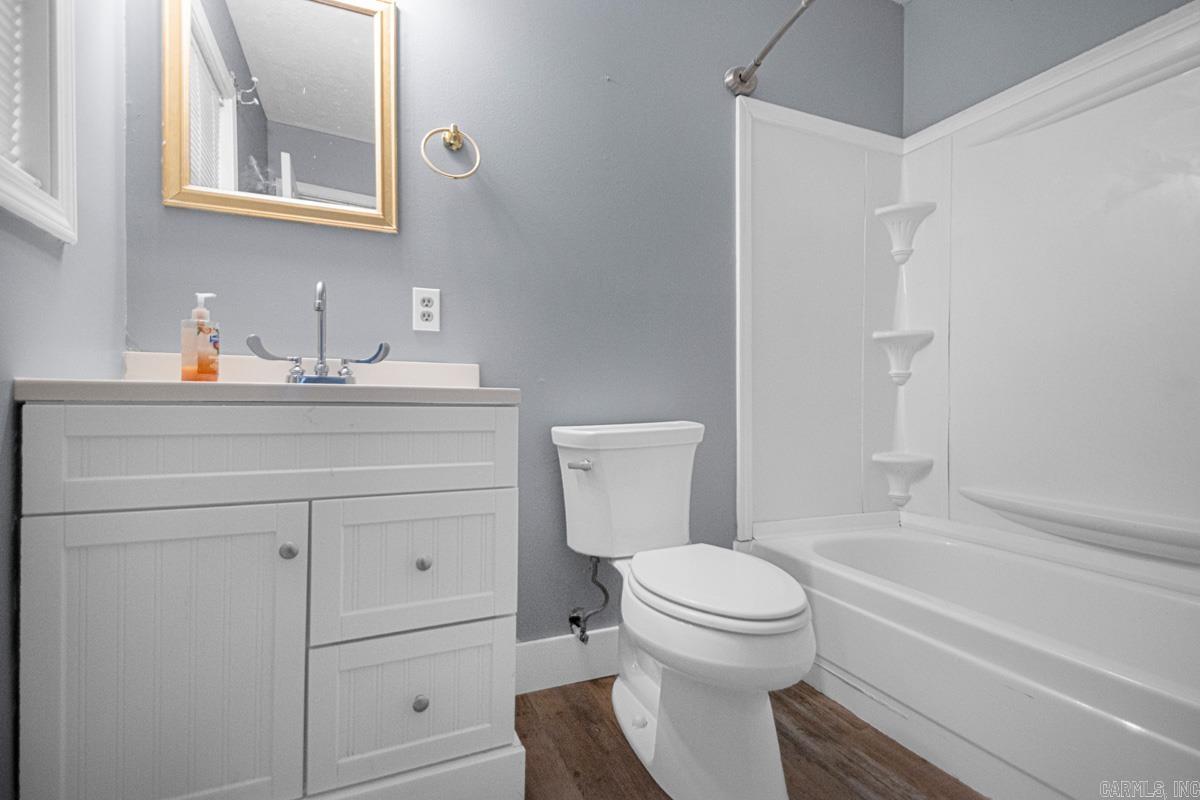 3426 Highway 5  El Paso, AR