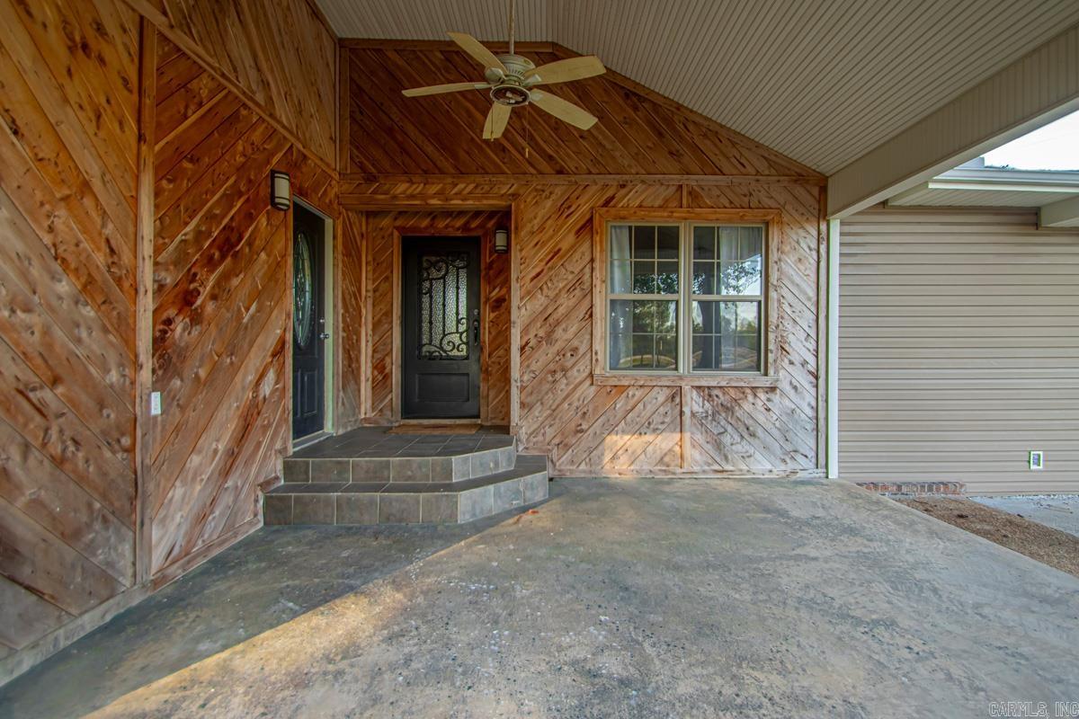 3426 Highway 5  El Paso, AR