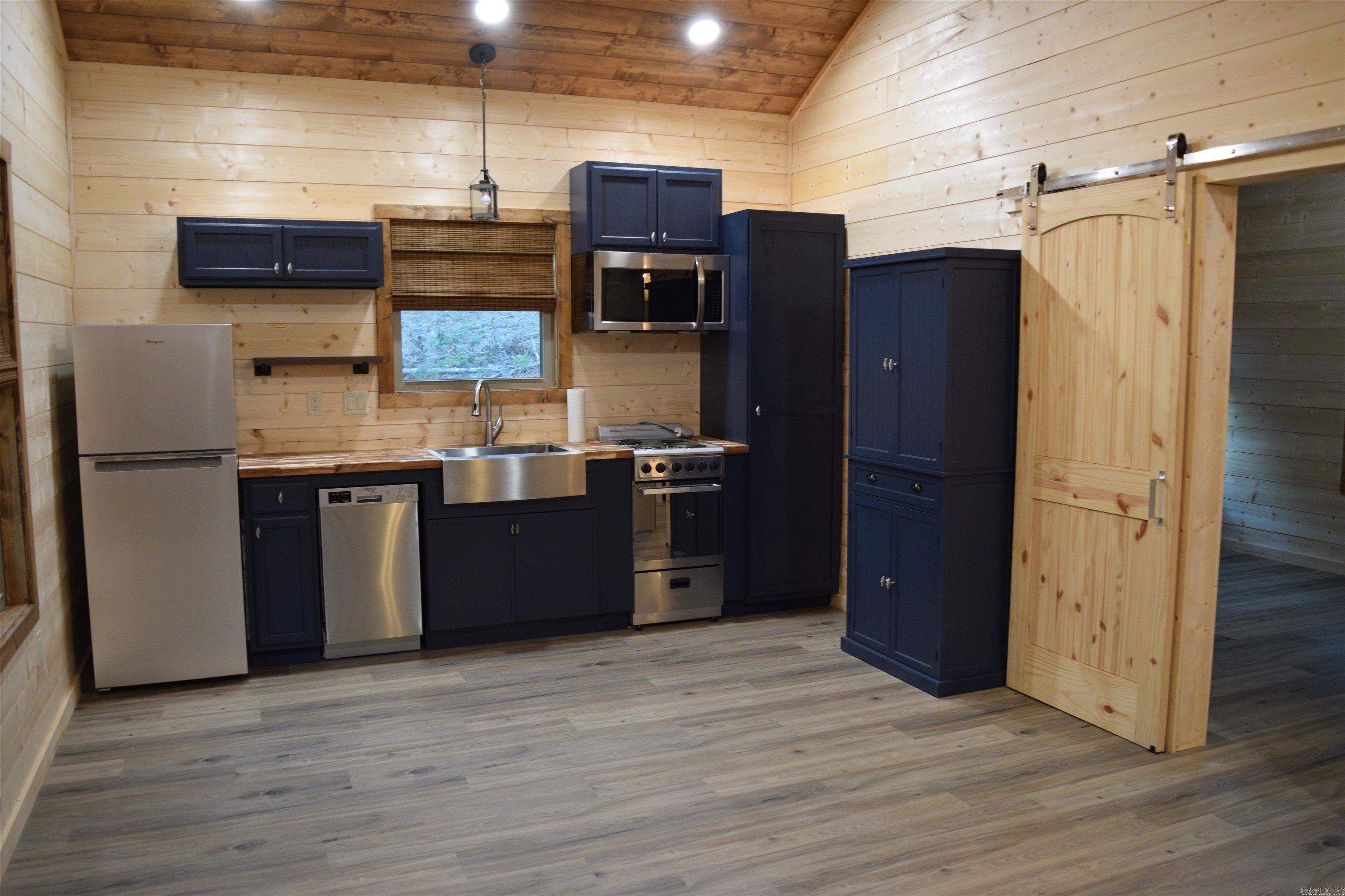 86 Donham  Edgemont, AR