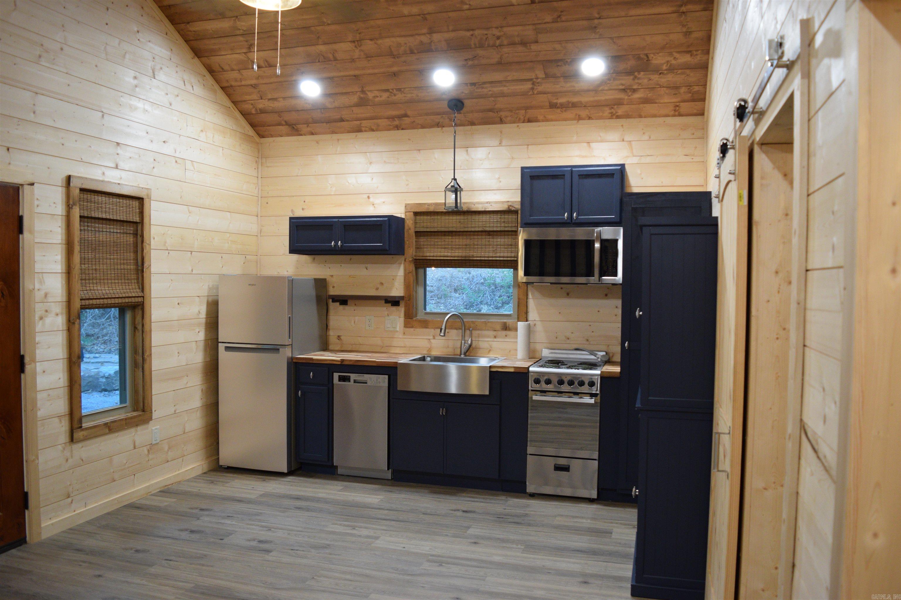 86 Donham  Edgemont, AR