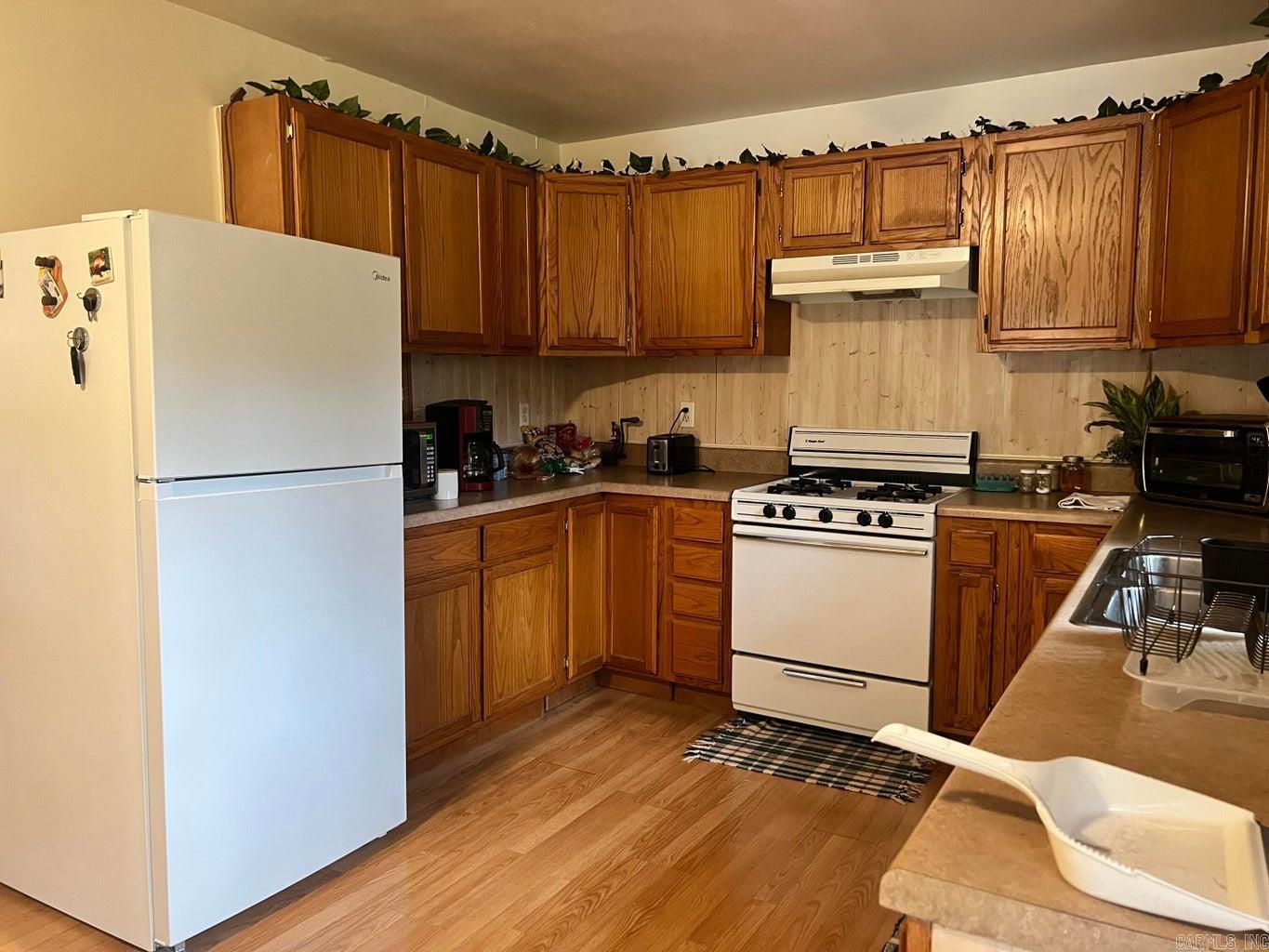 1215 Arrowhead  Cave City, AR