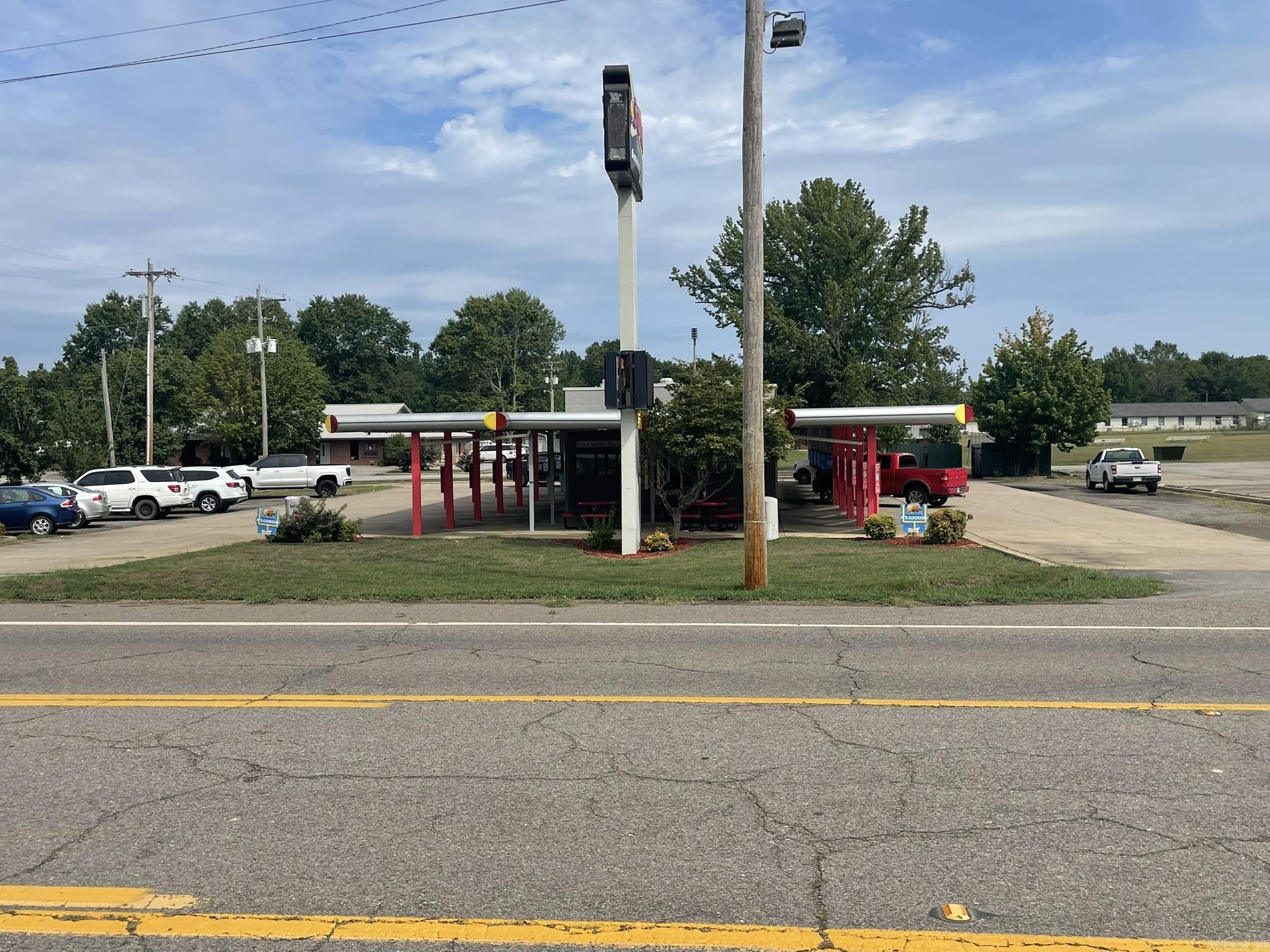 1407 E 8th St  Danville, AR