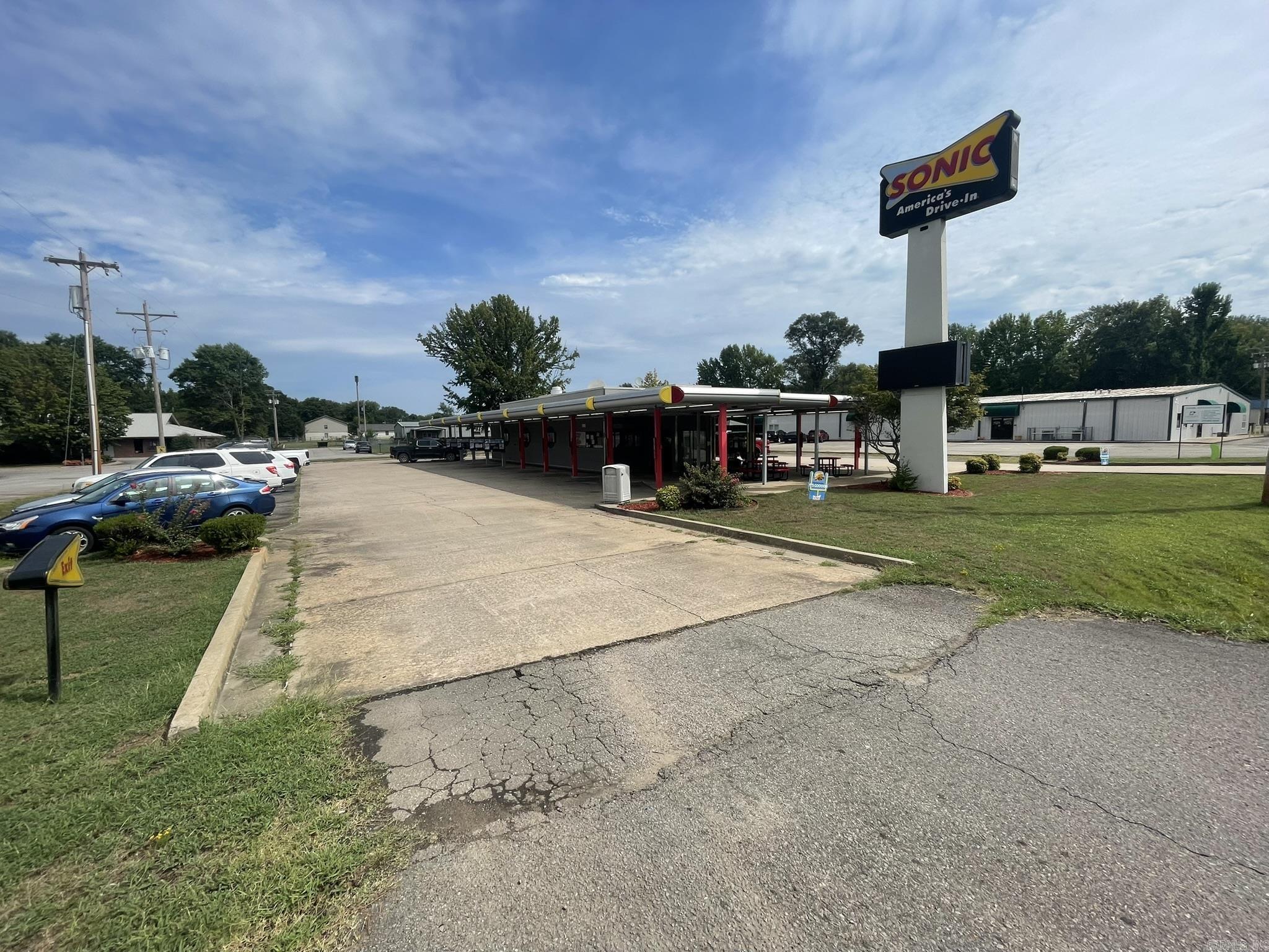 1407 E 8th St  Danville, AR