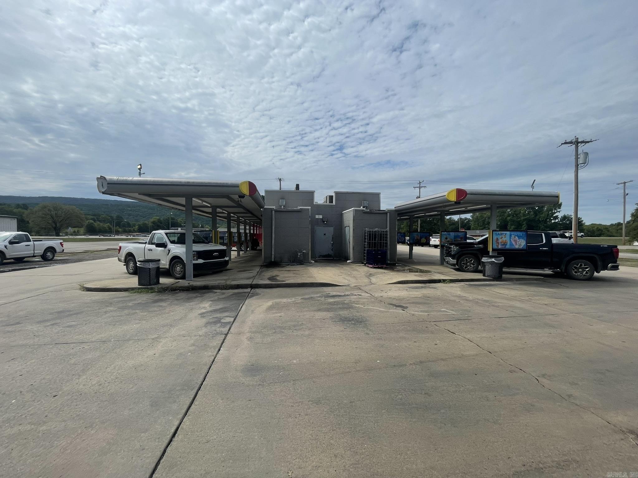 1407 E 8th St  Danville, AR