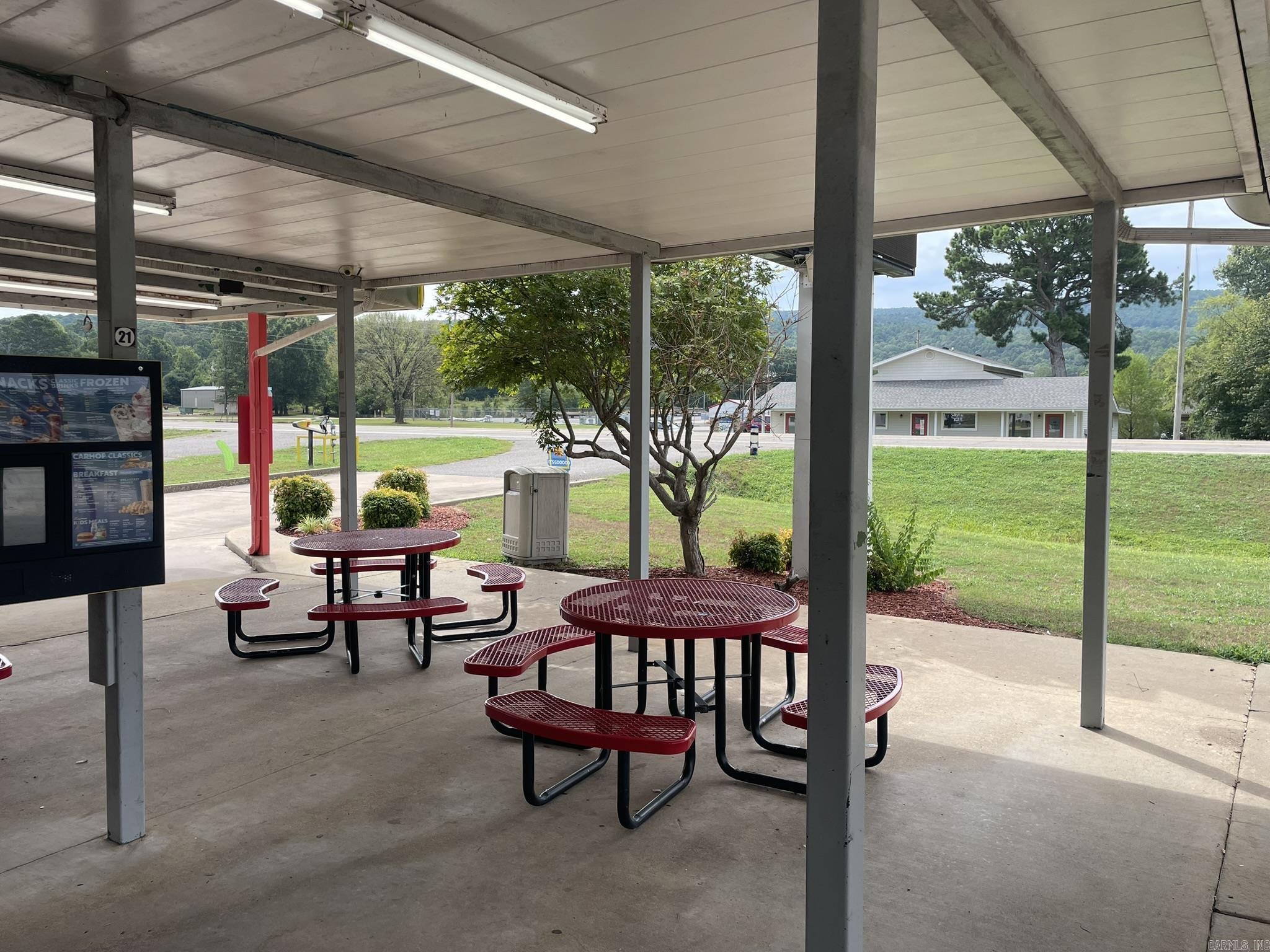 1407 E 8th St  Danville, AR