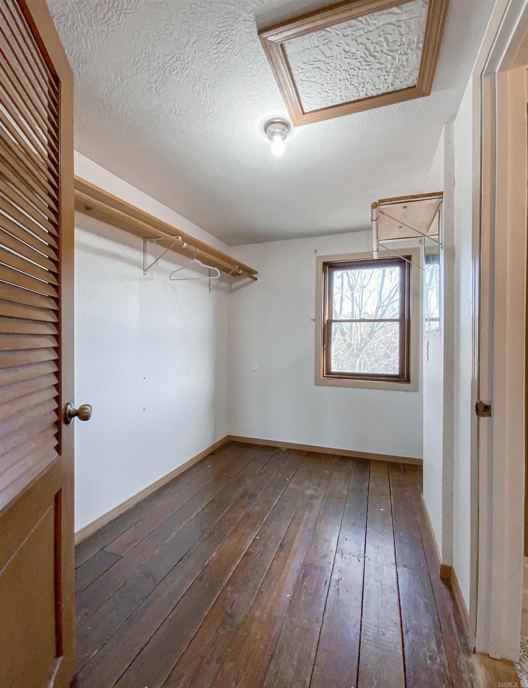 434 MC 5059  Valley Springs, AR