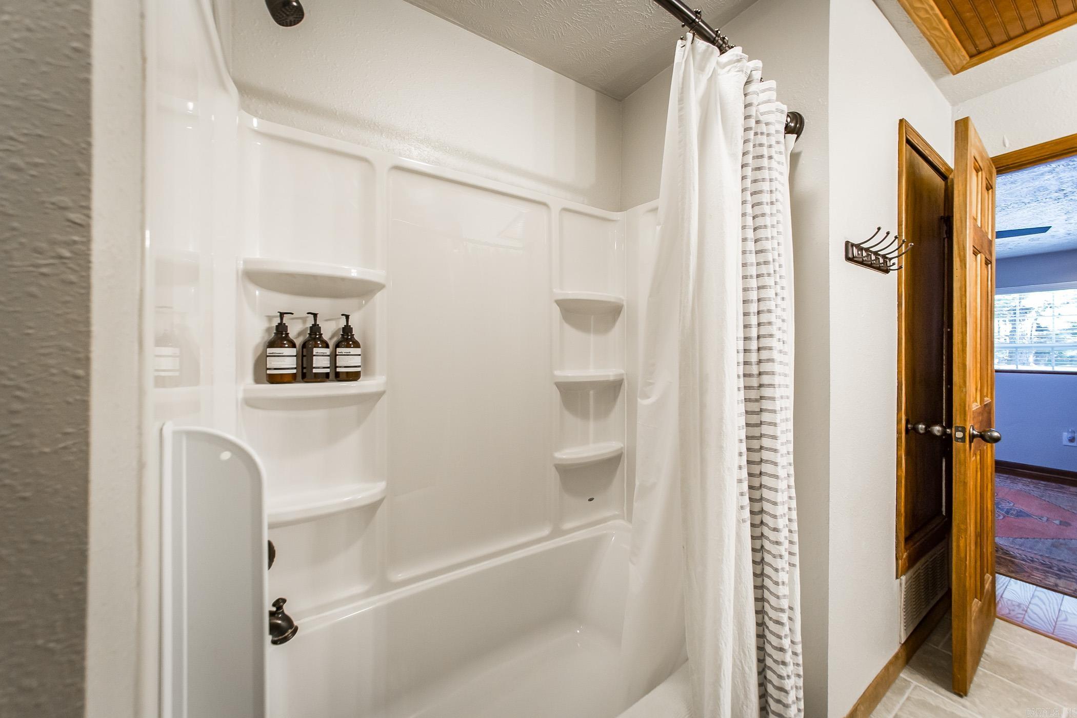 9 Jared Circle Heber Springs, AR 72543