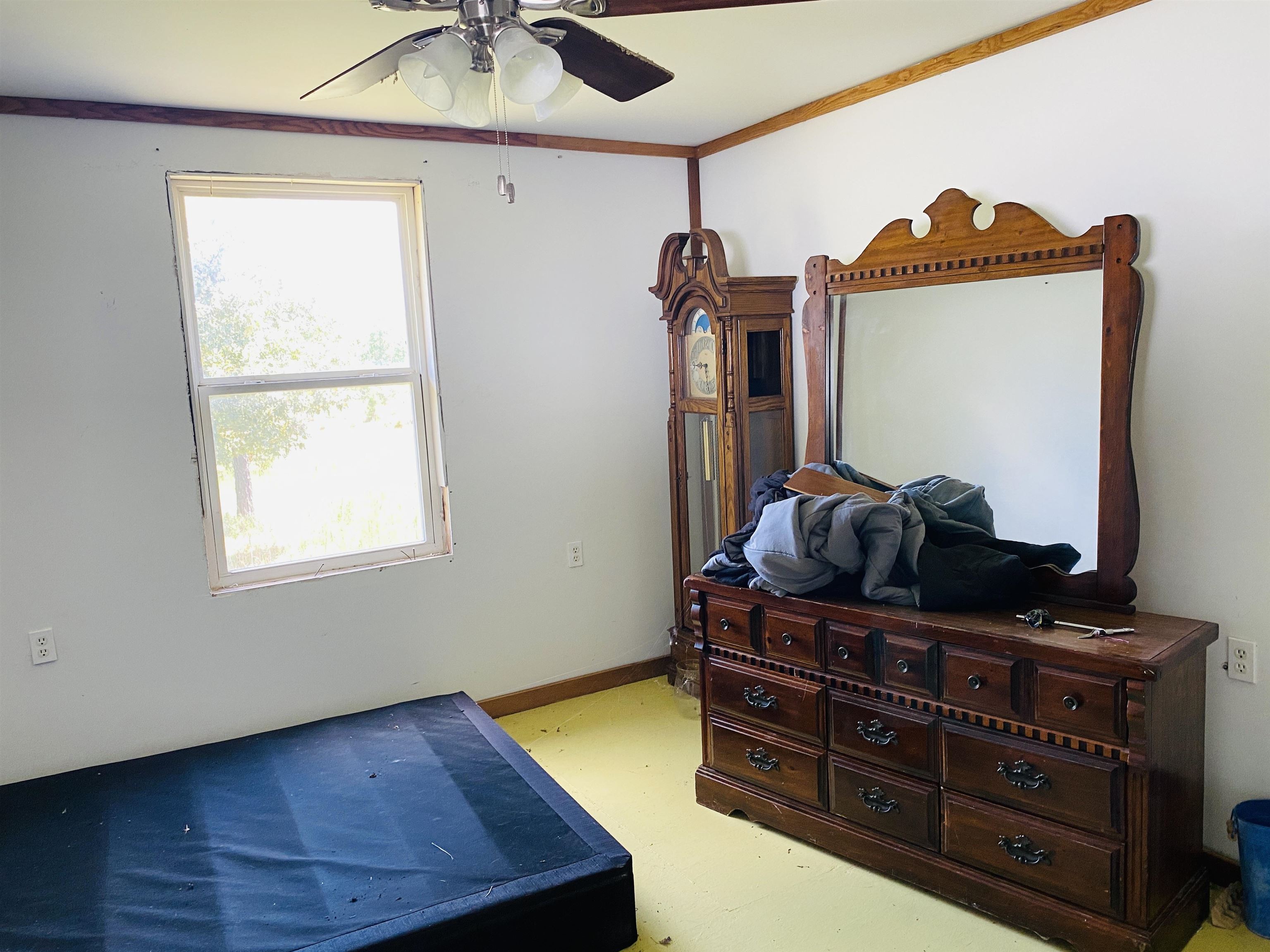 2563 County Road 213  Calico Rock, AR