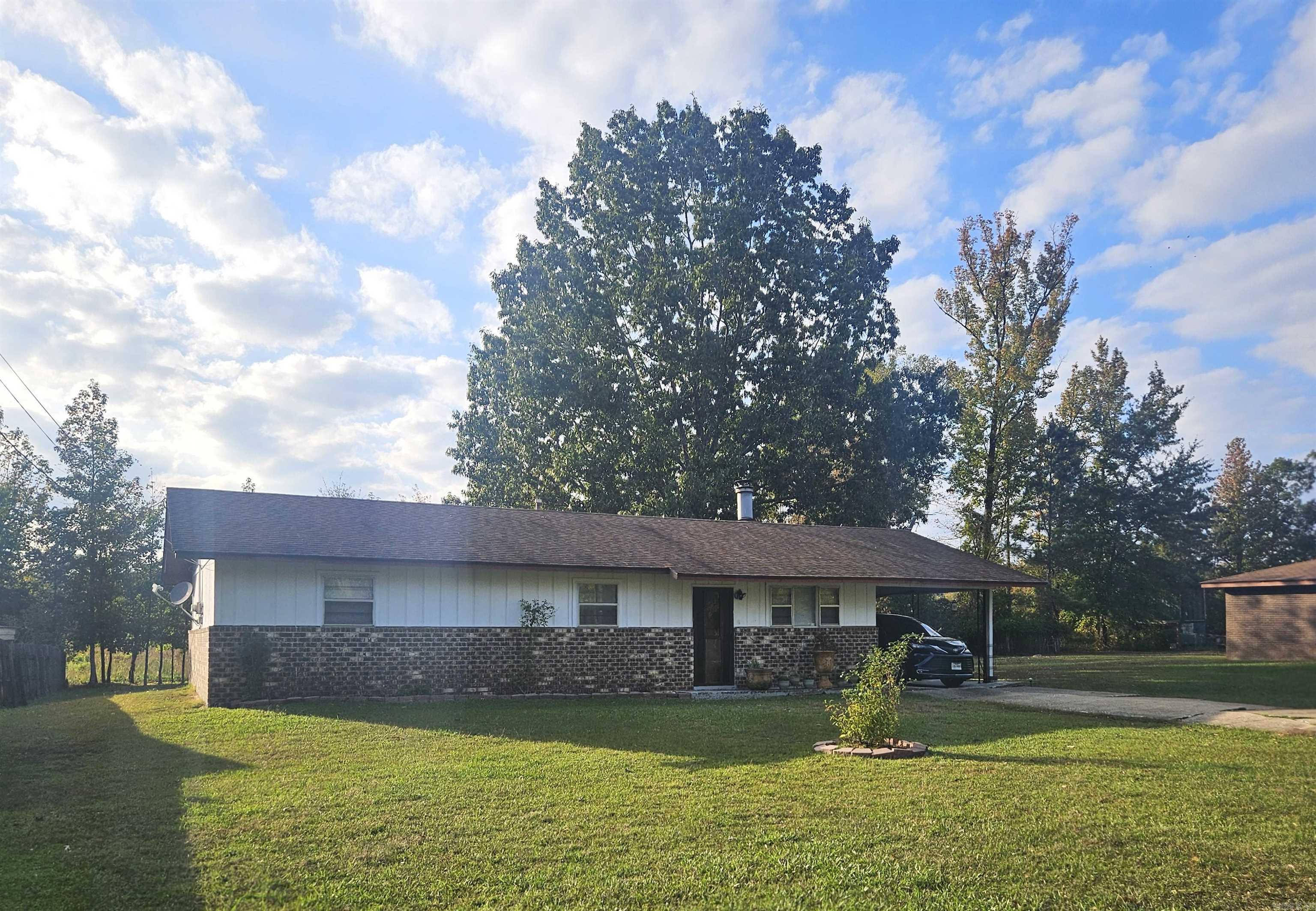 110 Terrell  Murfreesboro, AR