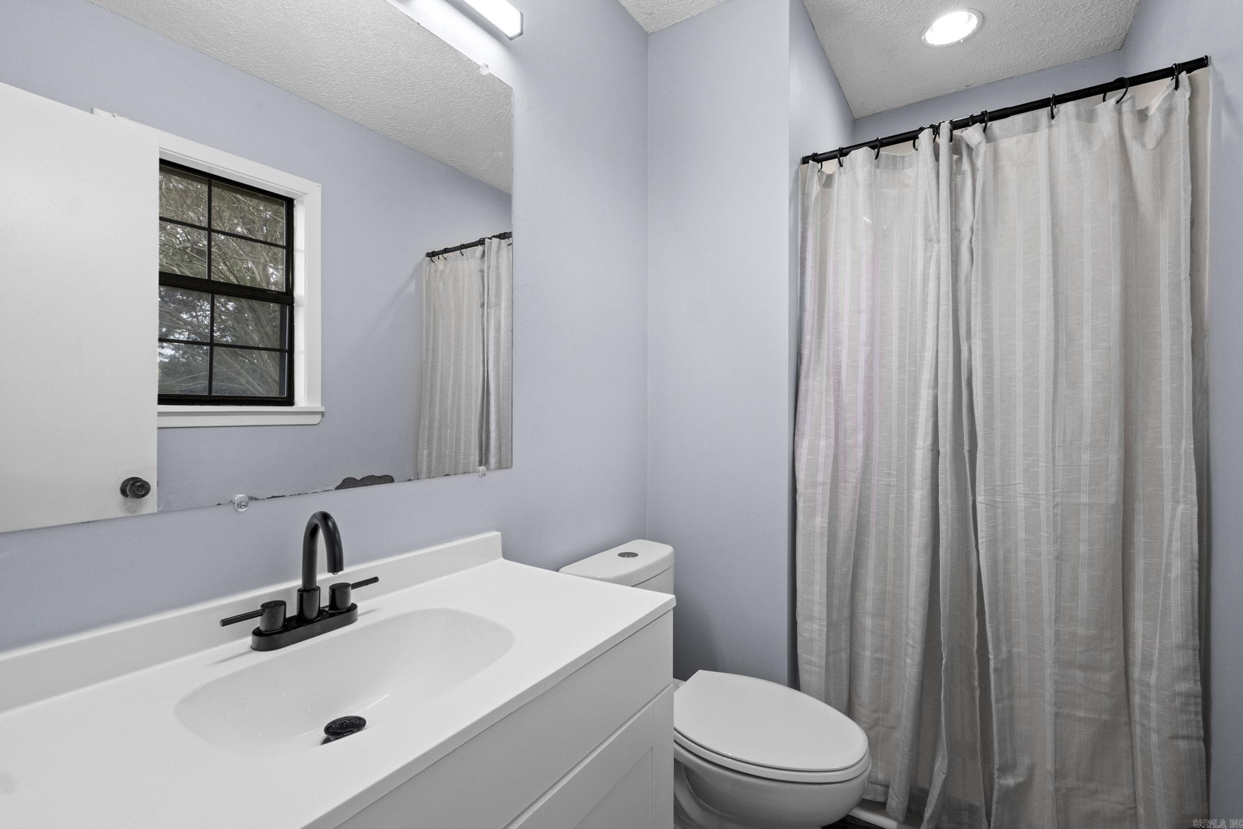 214 Western Hills  Searcy, AR