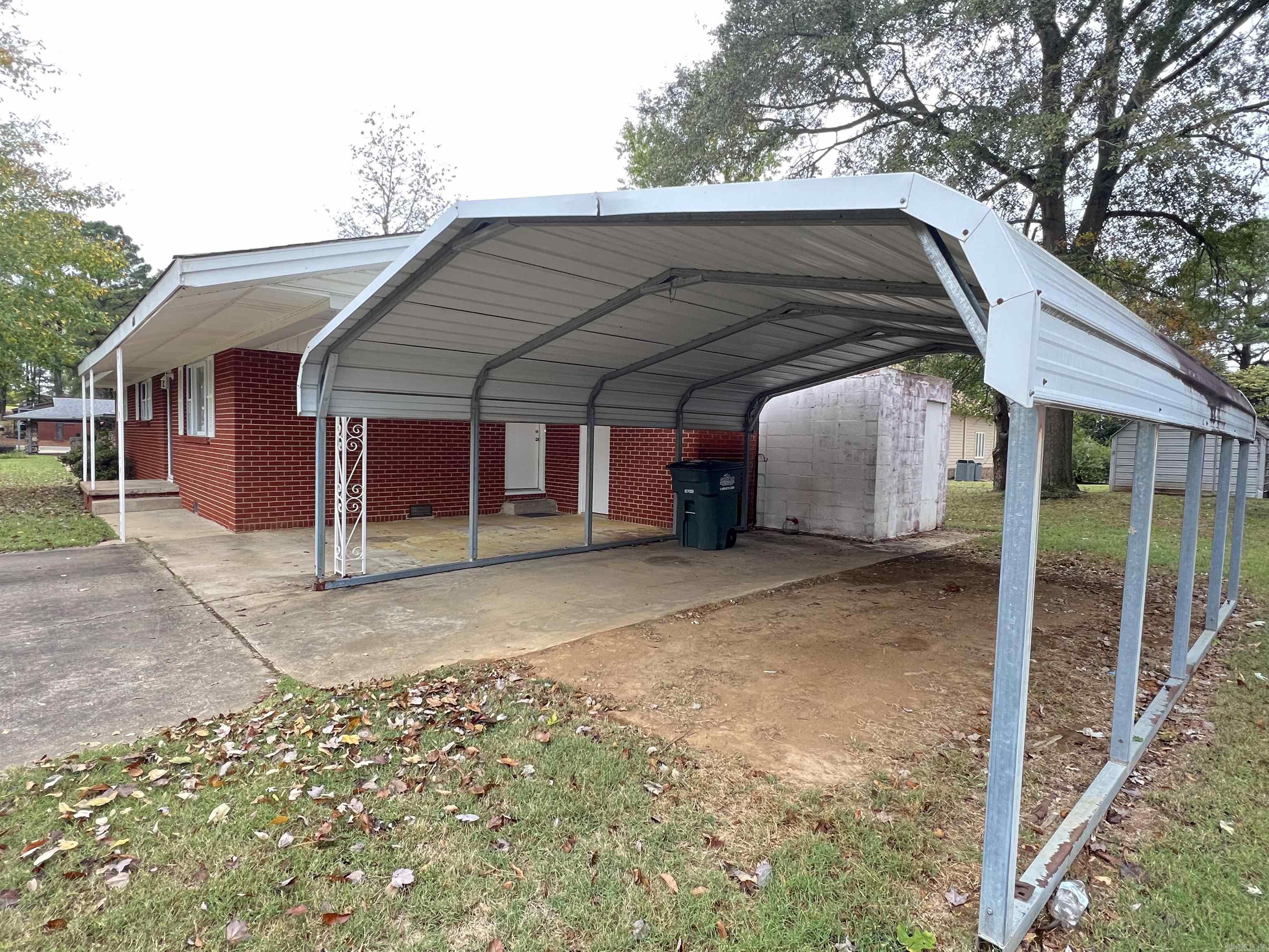606 W Center Street  Bald Knob, AR