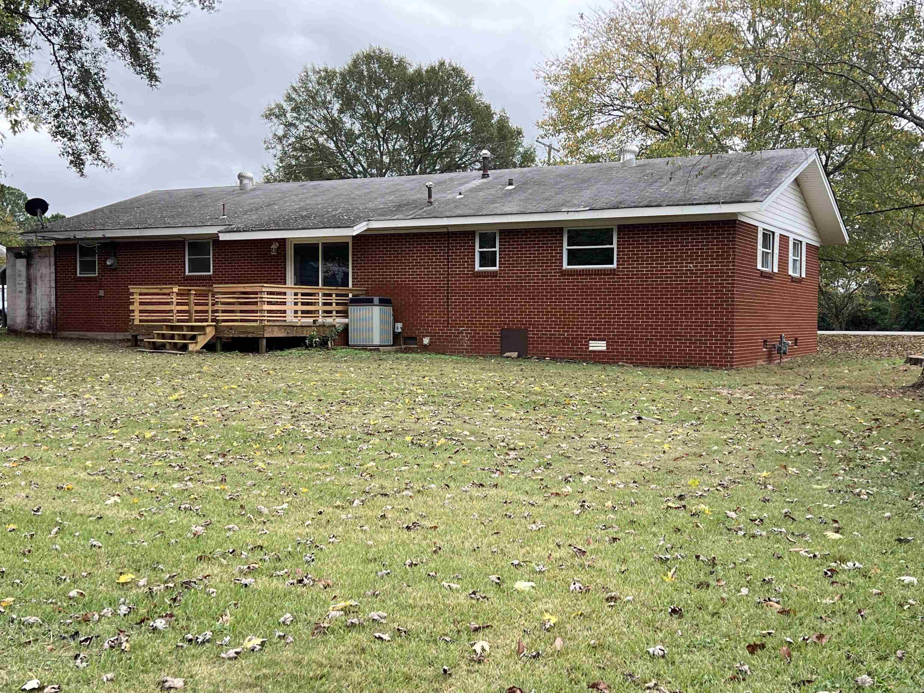 606 W Center Street  Bald Knob, AR