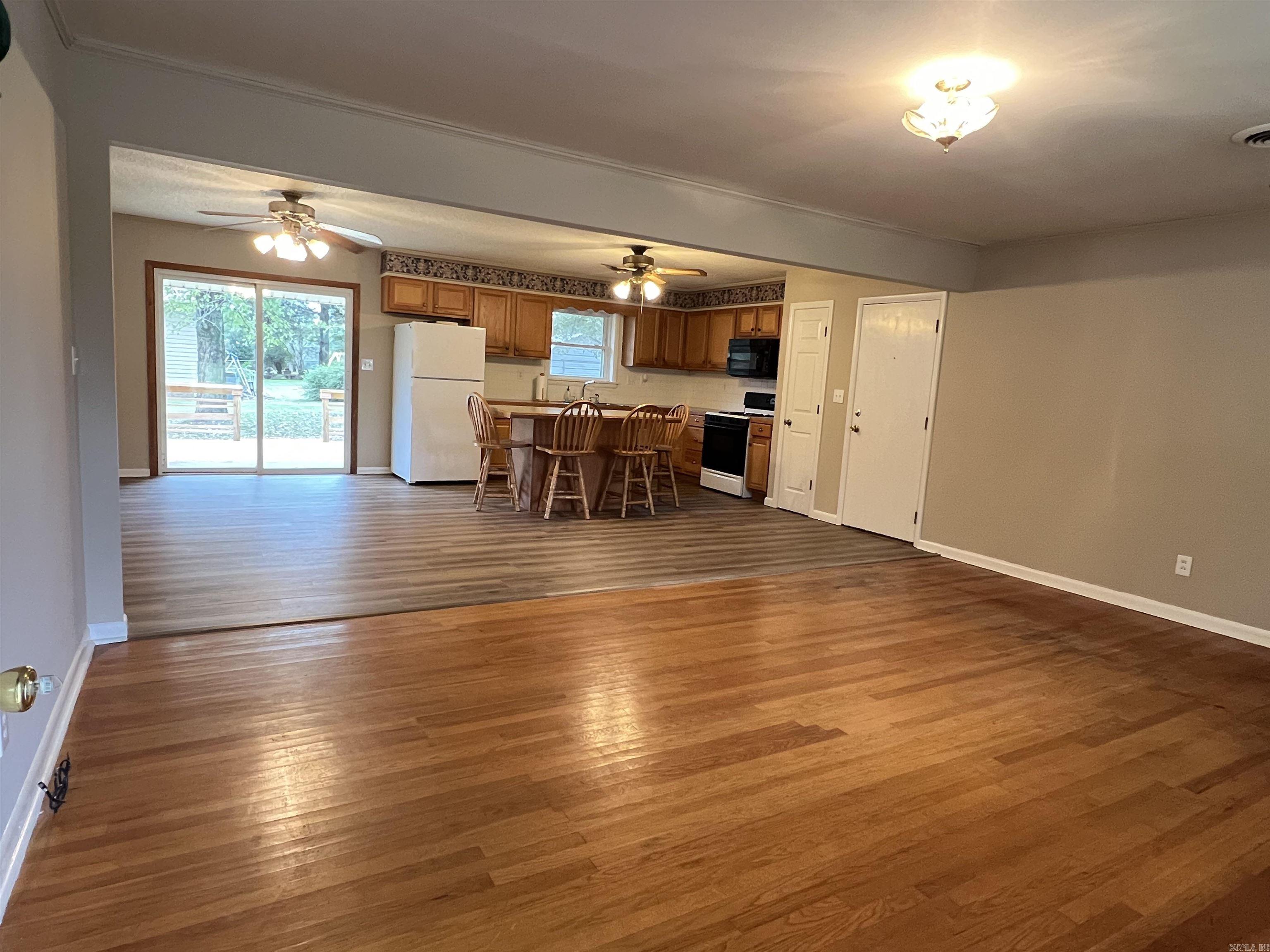 606 W Center Street  Bald Knob, AR