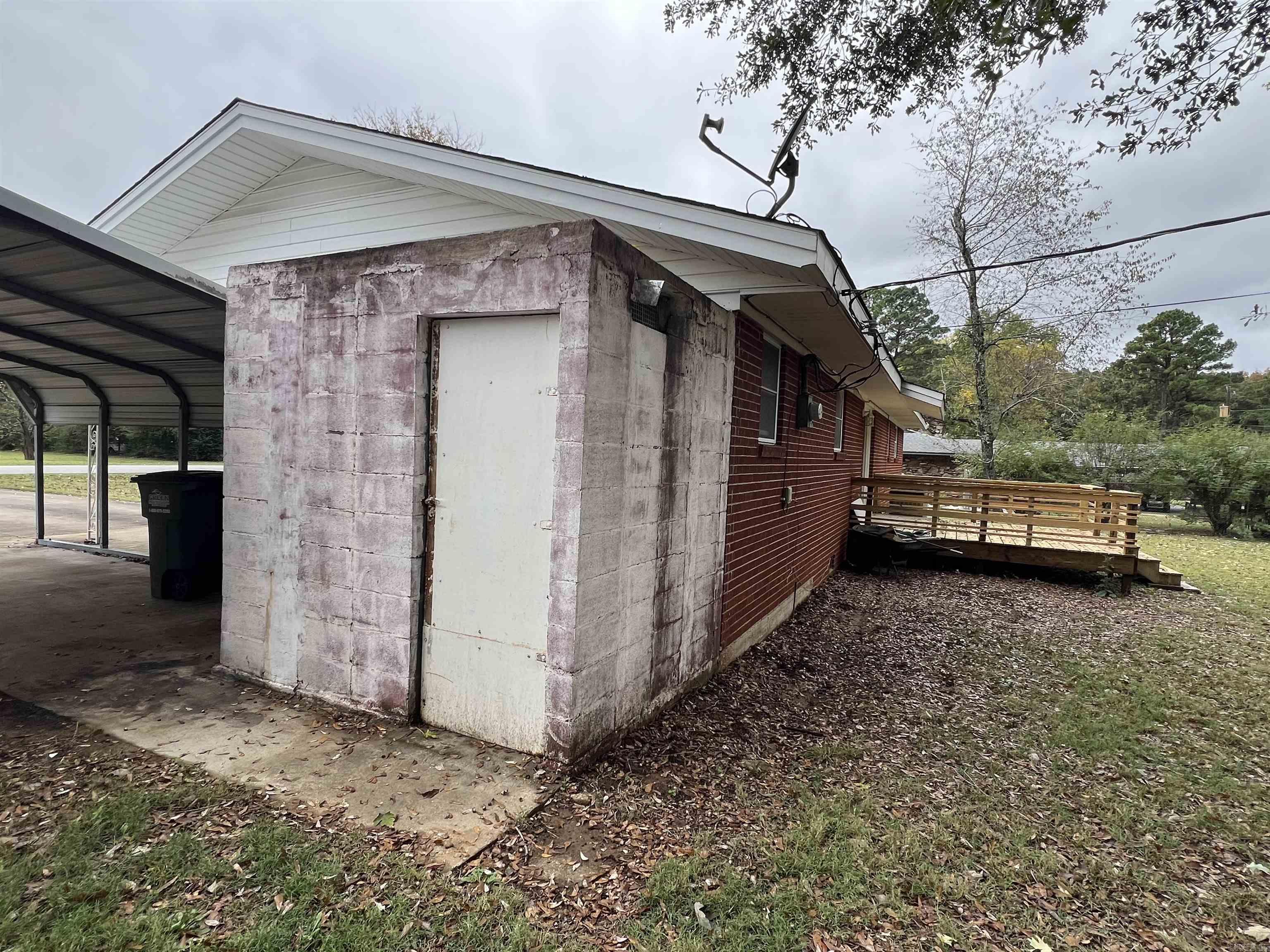 606 W Center Street  Bald Knob, AR