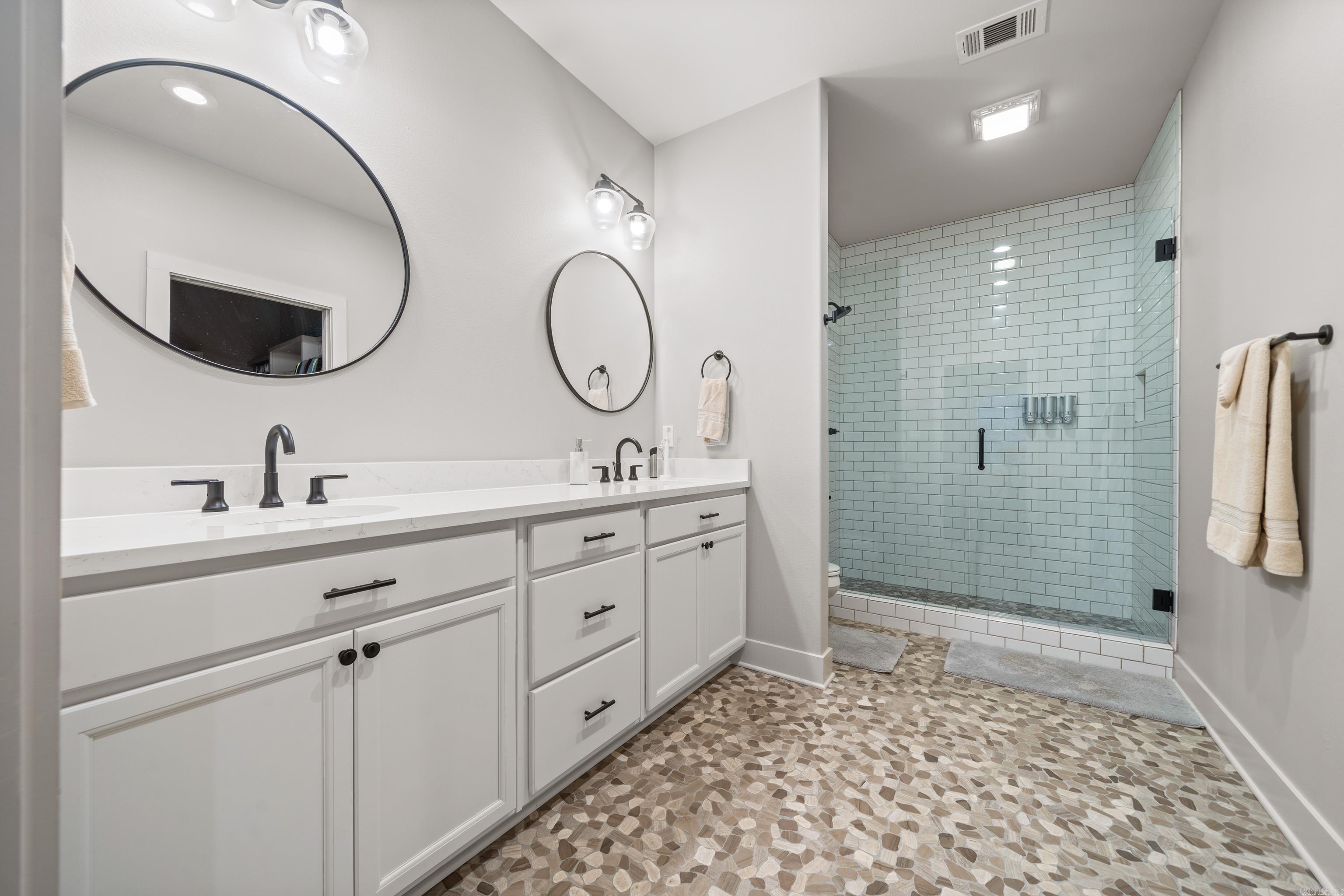 130 Clearwater Cove Hot Springs, AR 71913