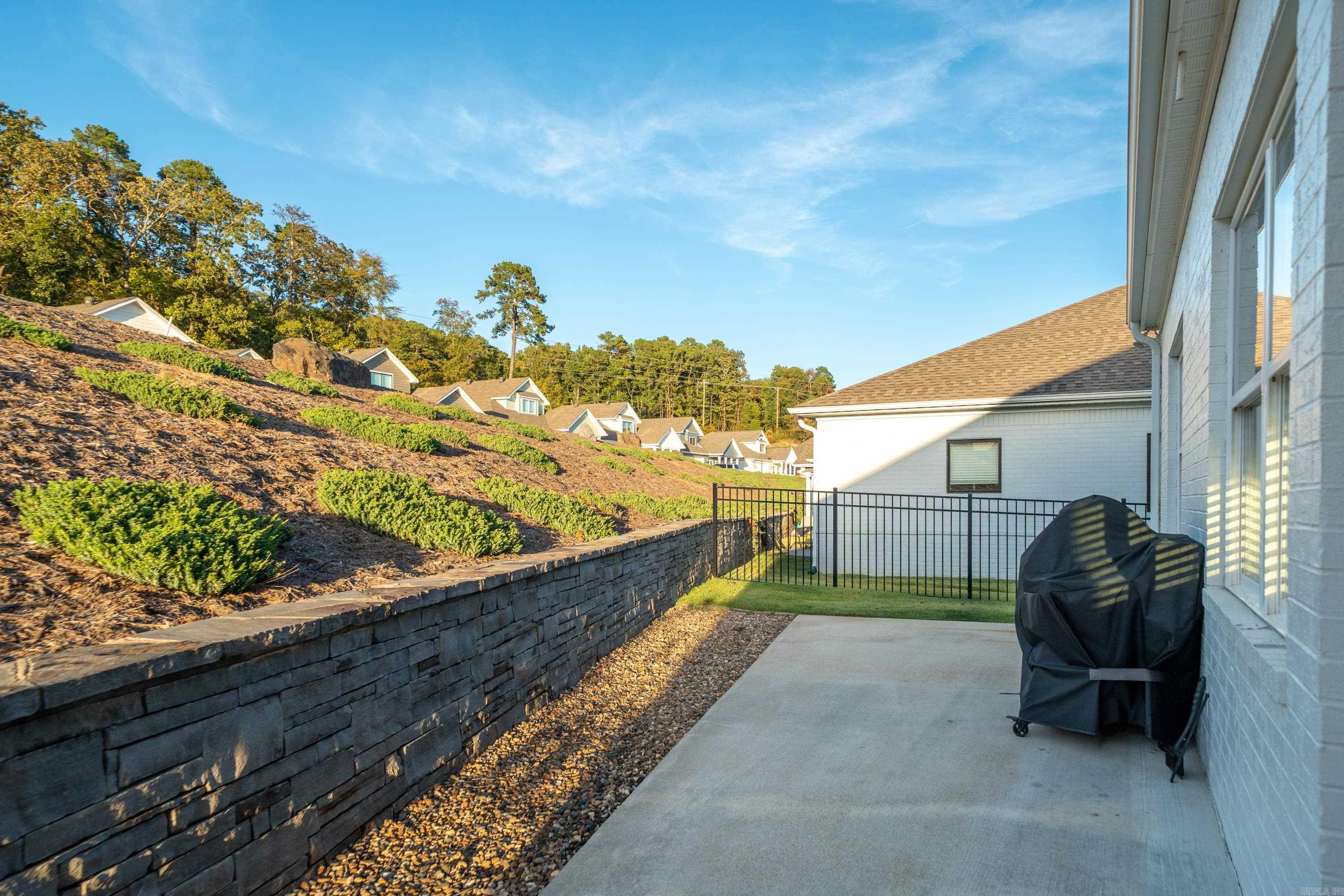 130 Clearwater Cove Hot Springs, AR 71913