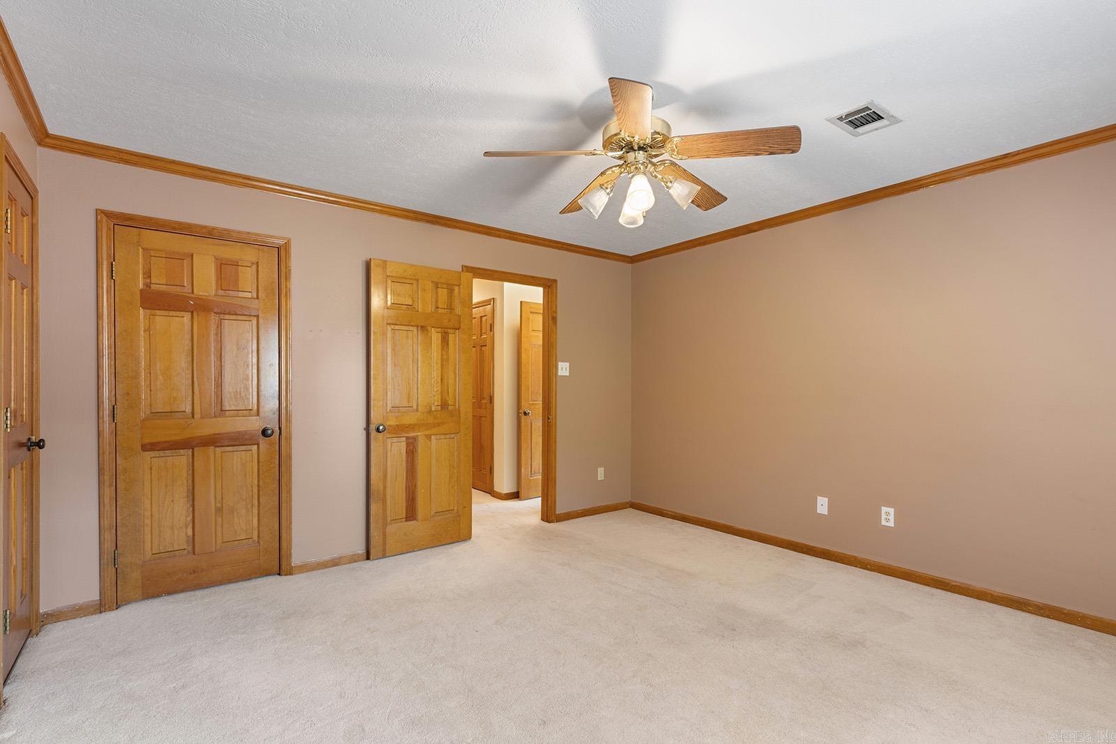 8 Edgewater  Maumelle, AR