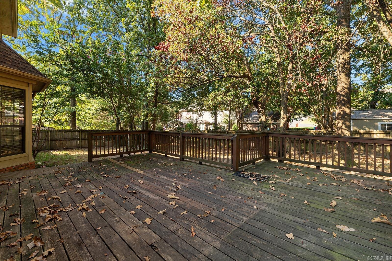 8 Edgewater  Maumelle, AR