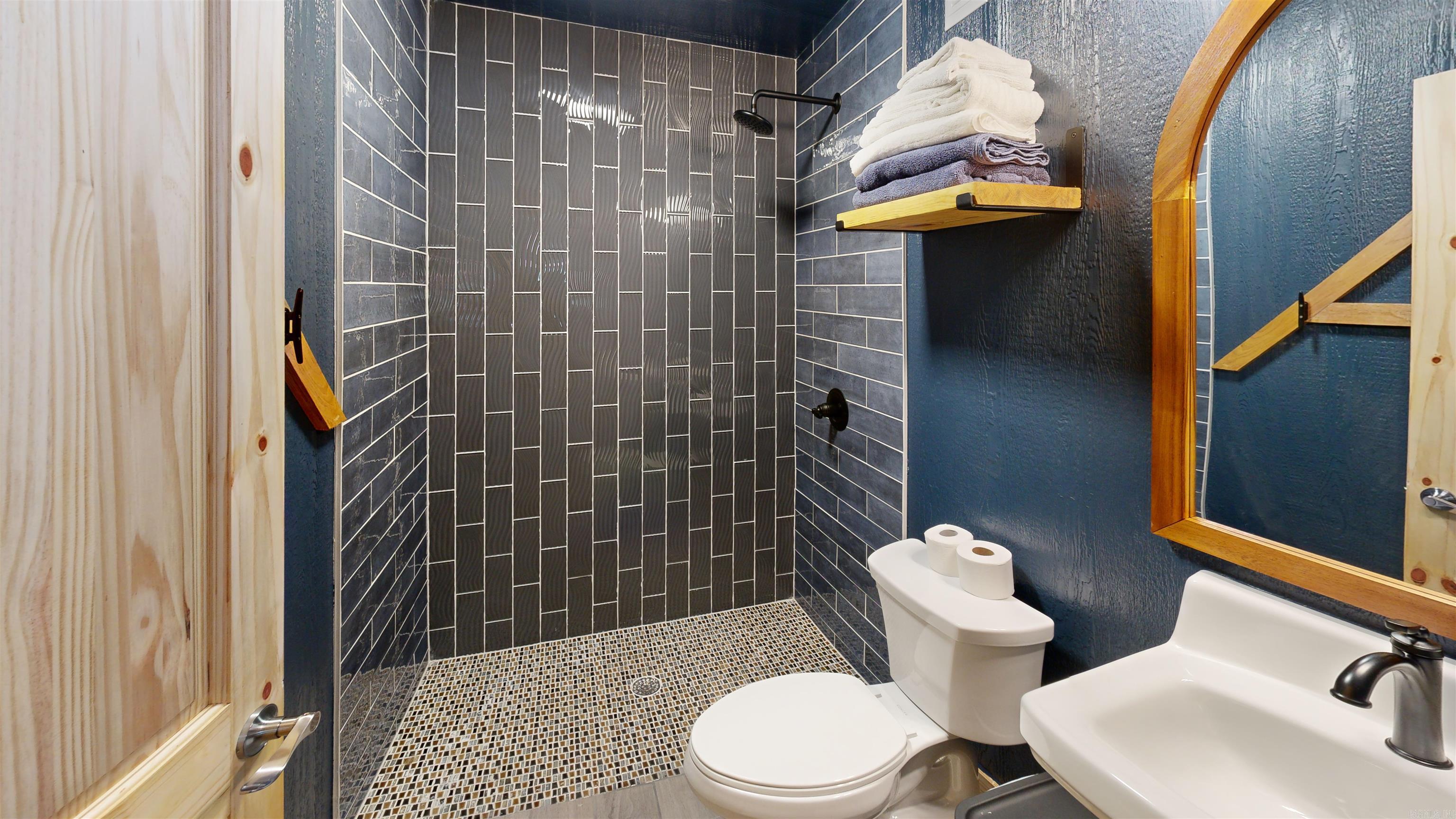 10070 Albert Pike  Royal, AR