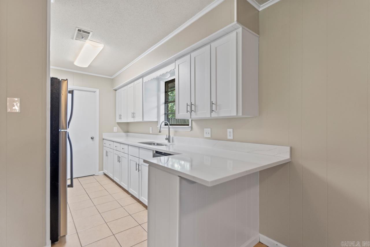 2107 West  Conway, AR