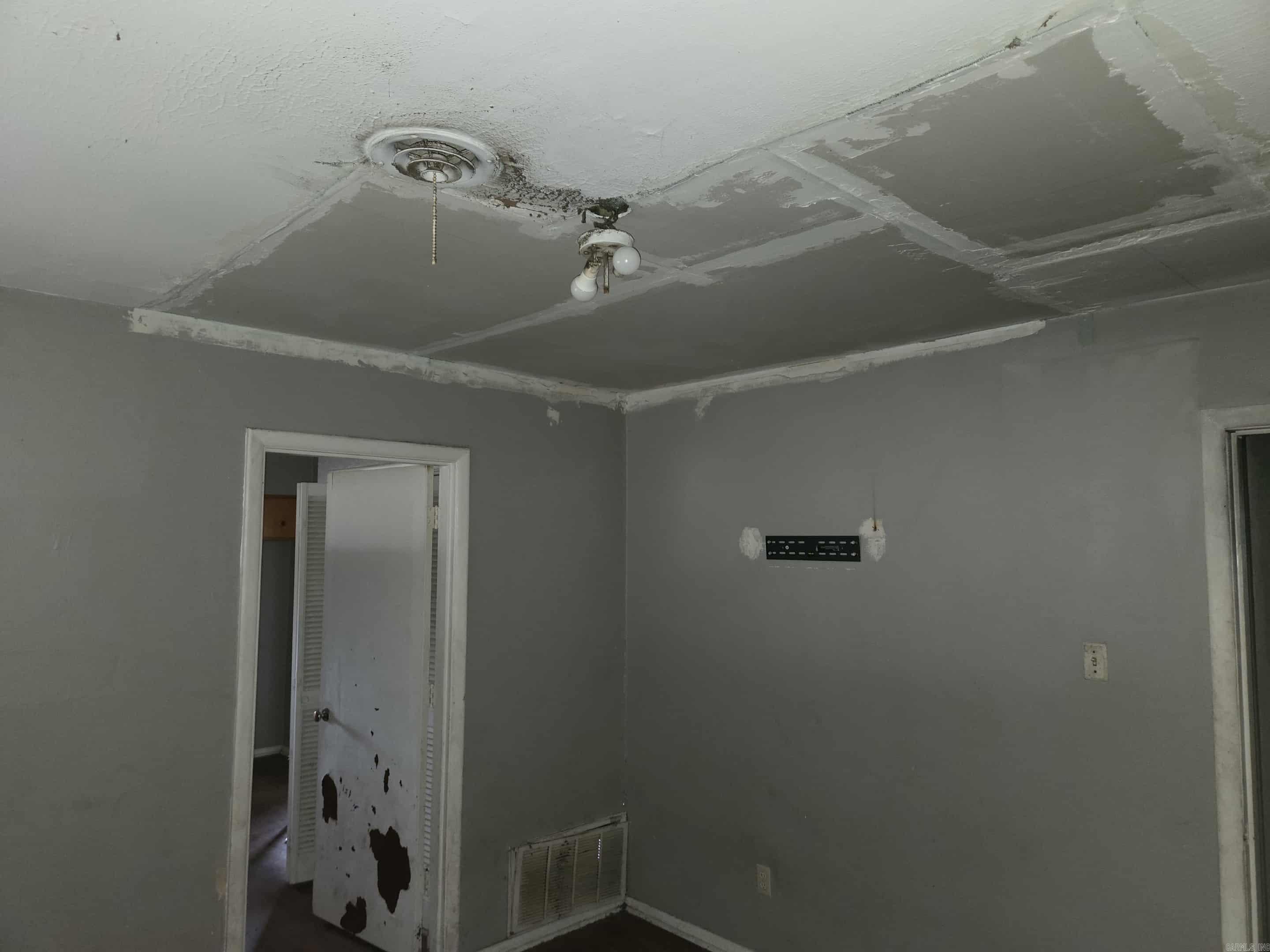 2107 Howard  Pine Bluff, AR