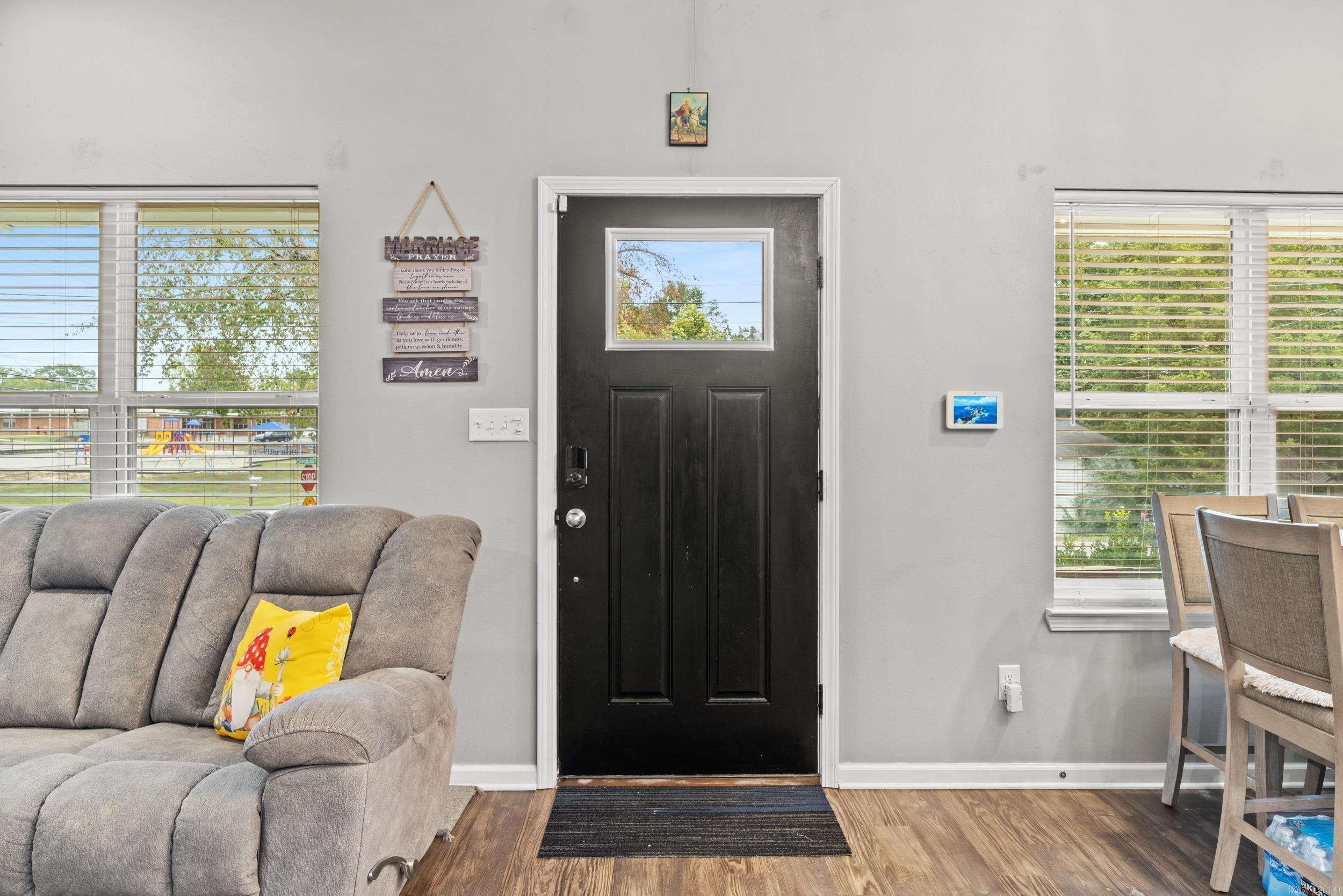 211 N College  Sheridan, AR