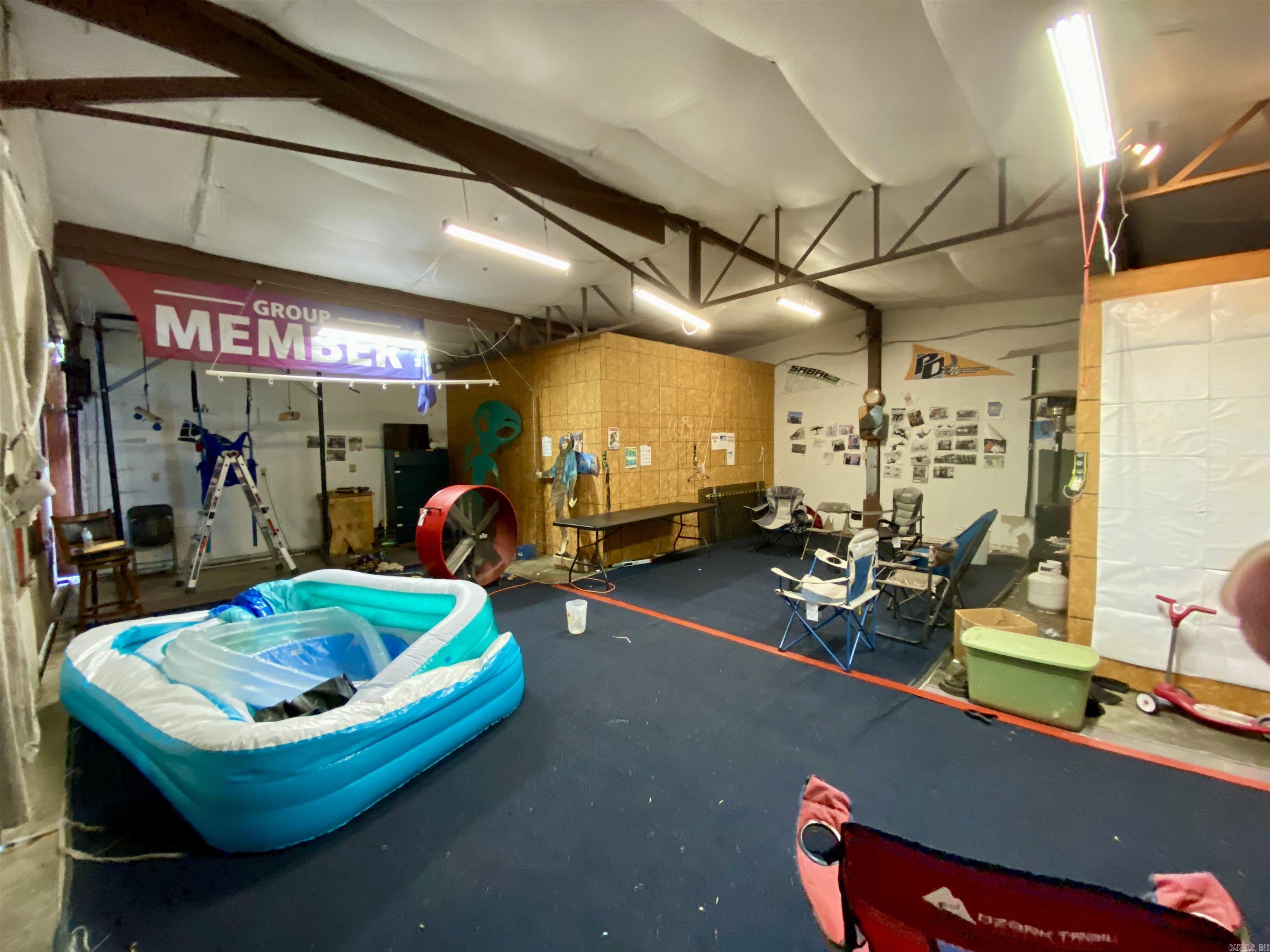 1413 E Main Street (#16 & #17 Hanger)  Clarksville, AR