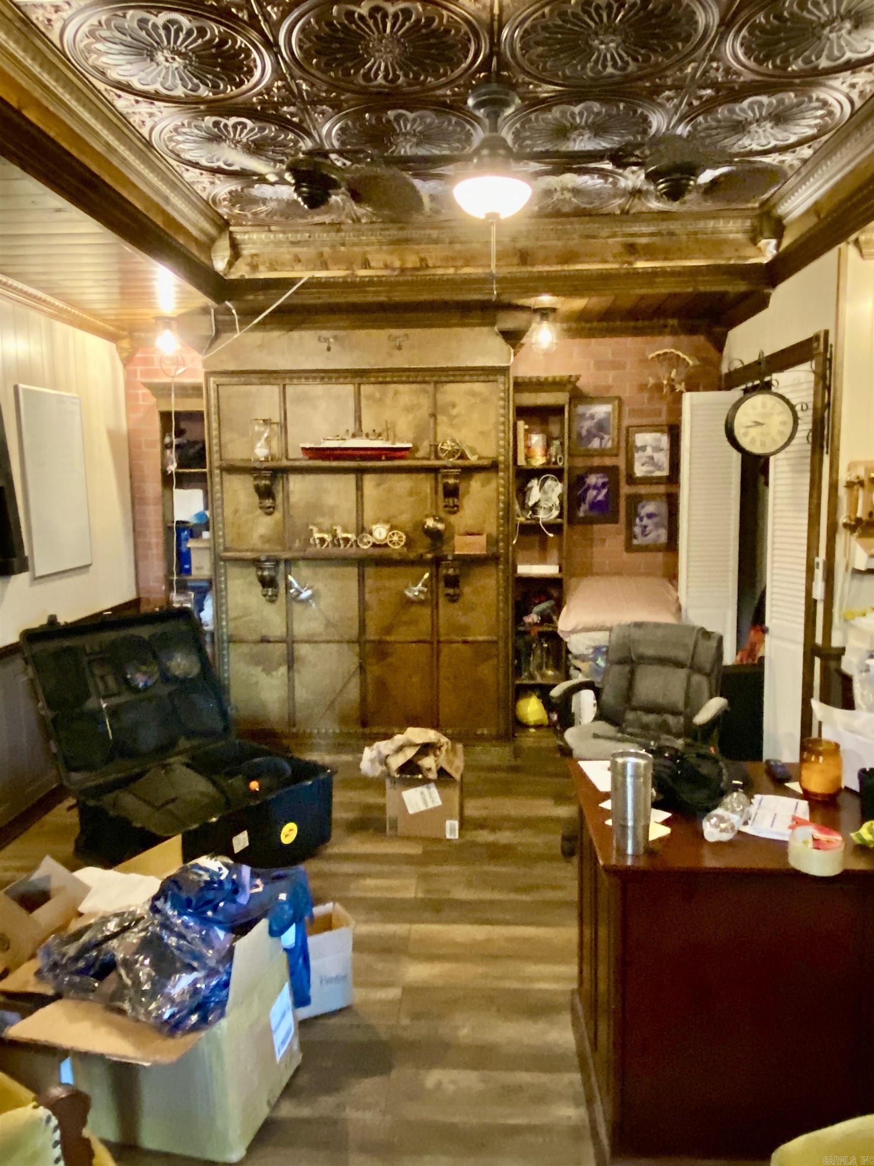 1413 E Main Street (#16 & #17 Hanger)  Clarksville, AR