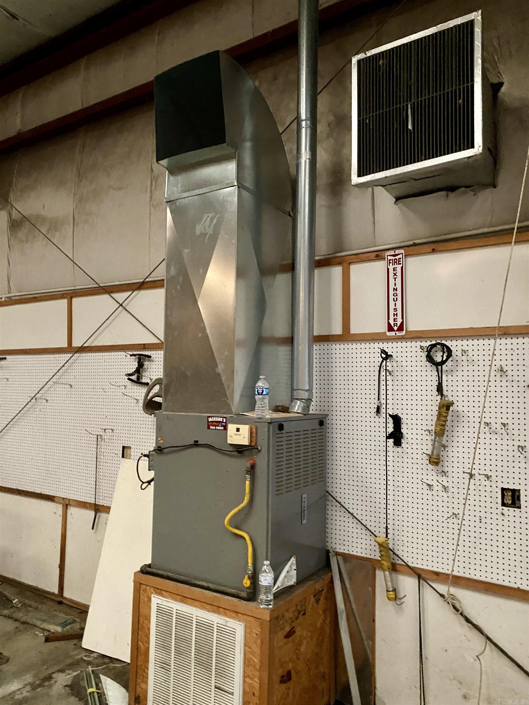 1413 E Main Street (#13 BROWN HANGER)  Clarksville, AR