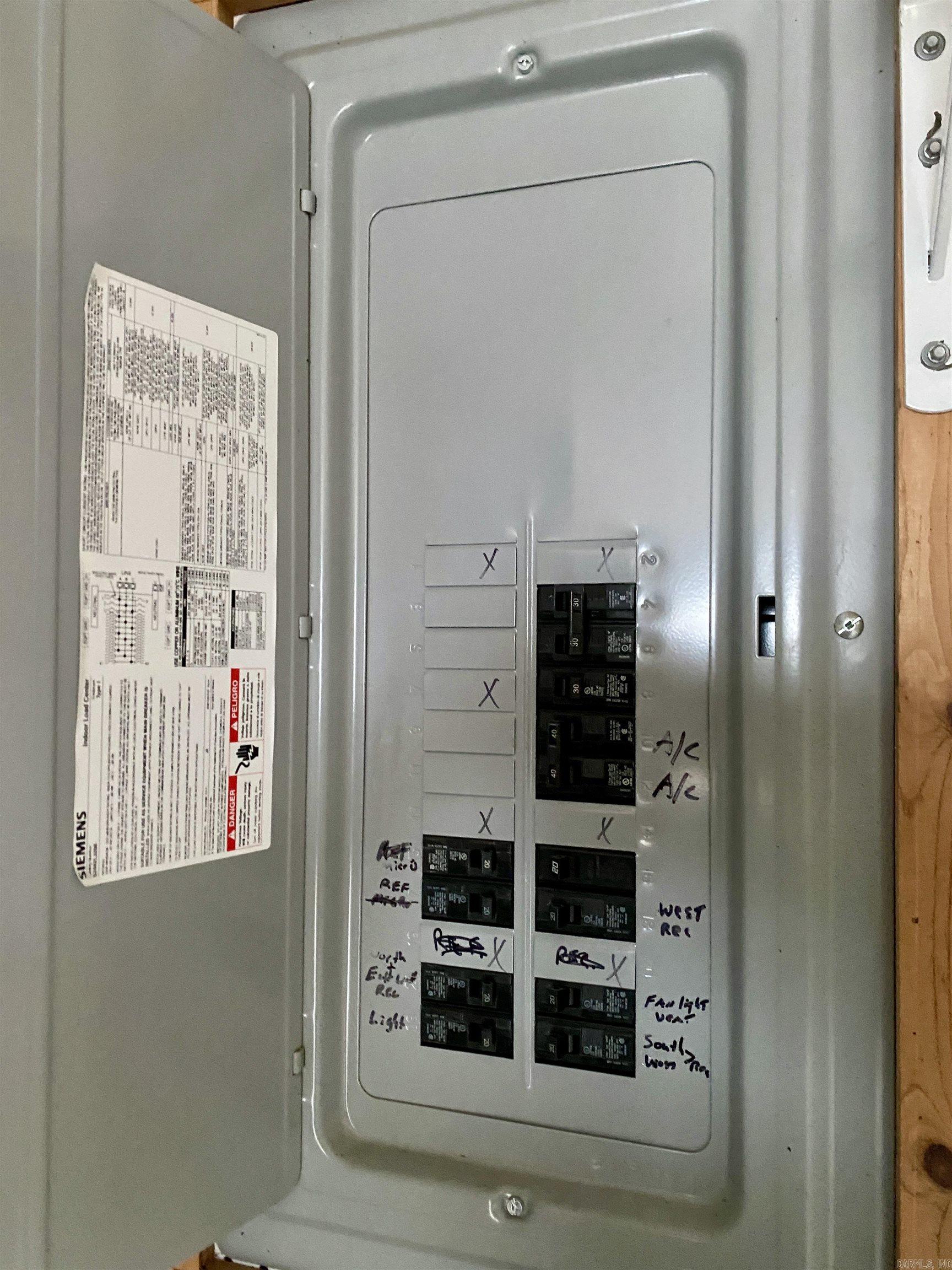 1413 E Main Street (#13 & 16 & 17 Hanger)  Clarksville, AR