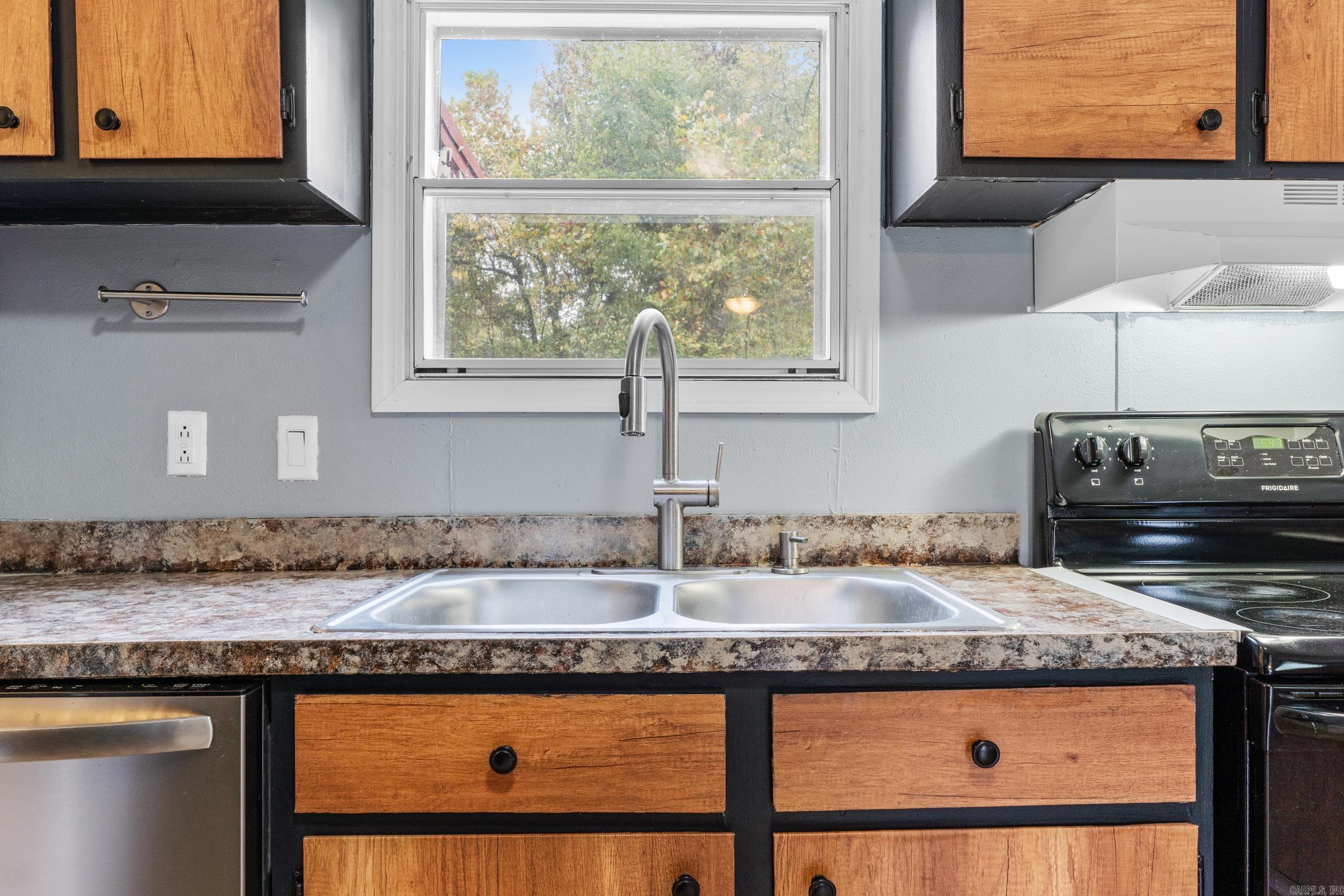 591 Sheid Road  Norfork, AR