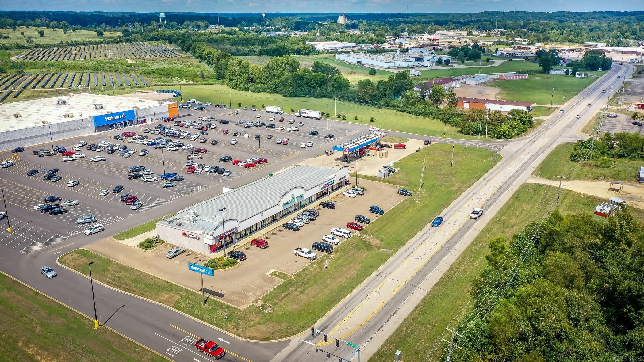 1716 S 4th  Nashville, AR