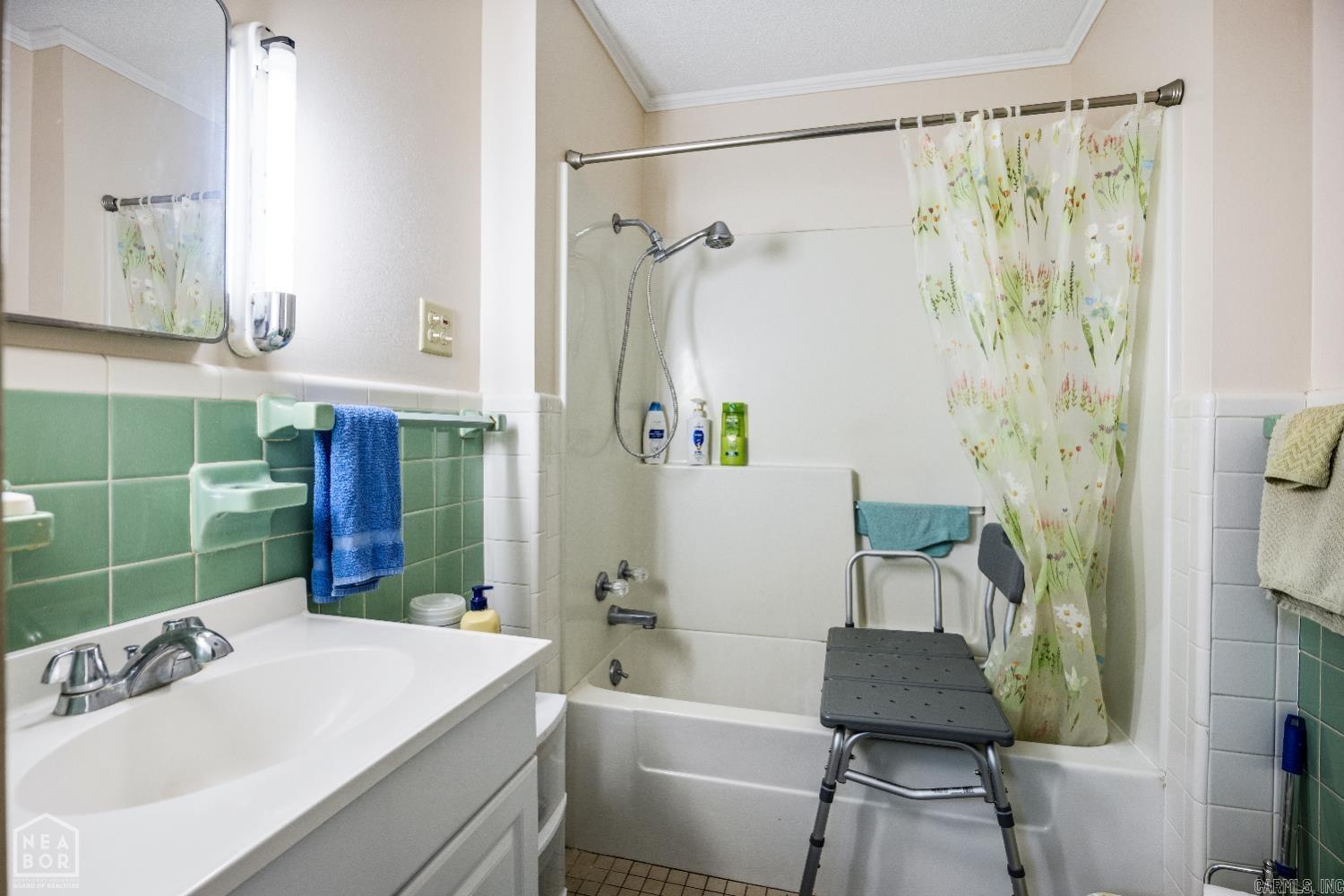 1821 James Jonesboro, AR 72401