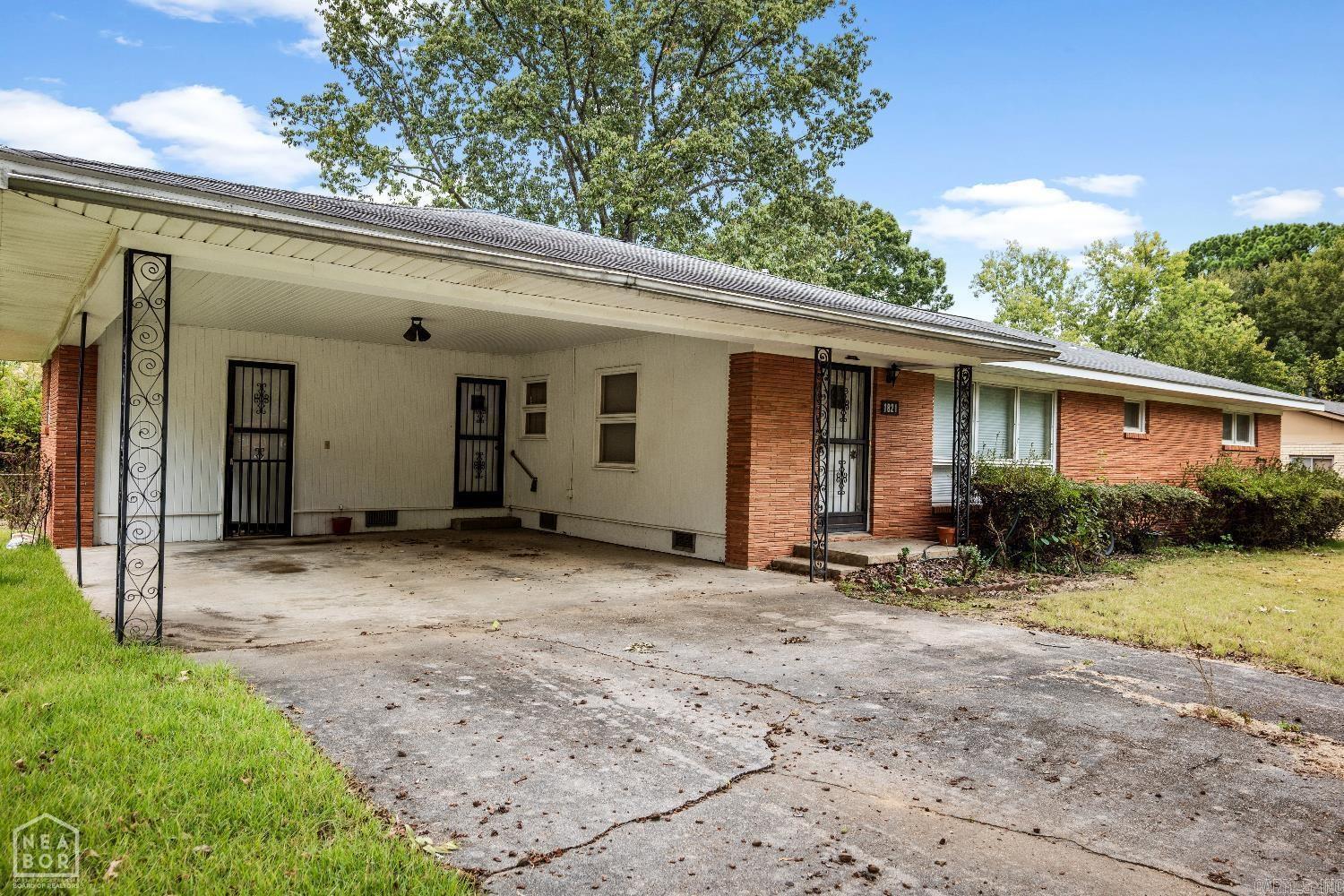 1821 James Jonesboro, AR 72401