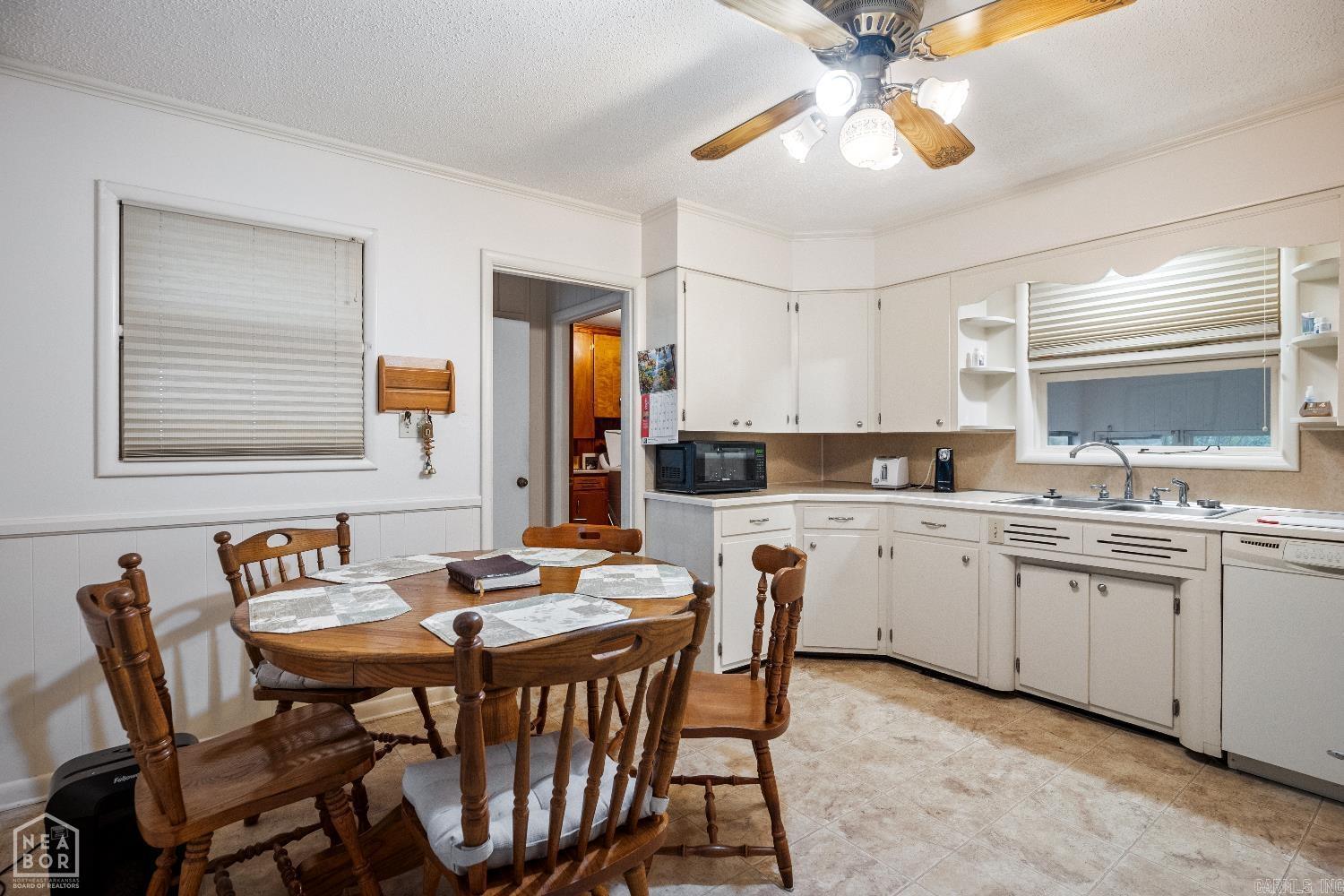 1821 James Jonesboro, AR 72401