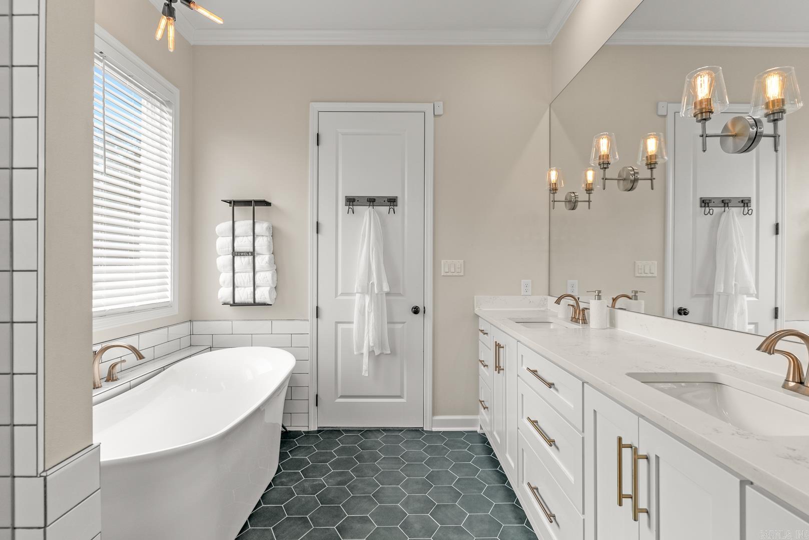 19501 Summershade  Little Rock, AR