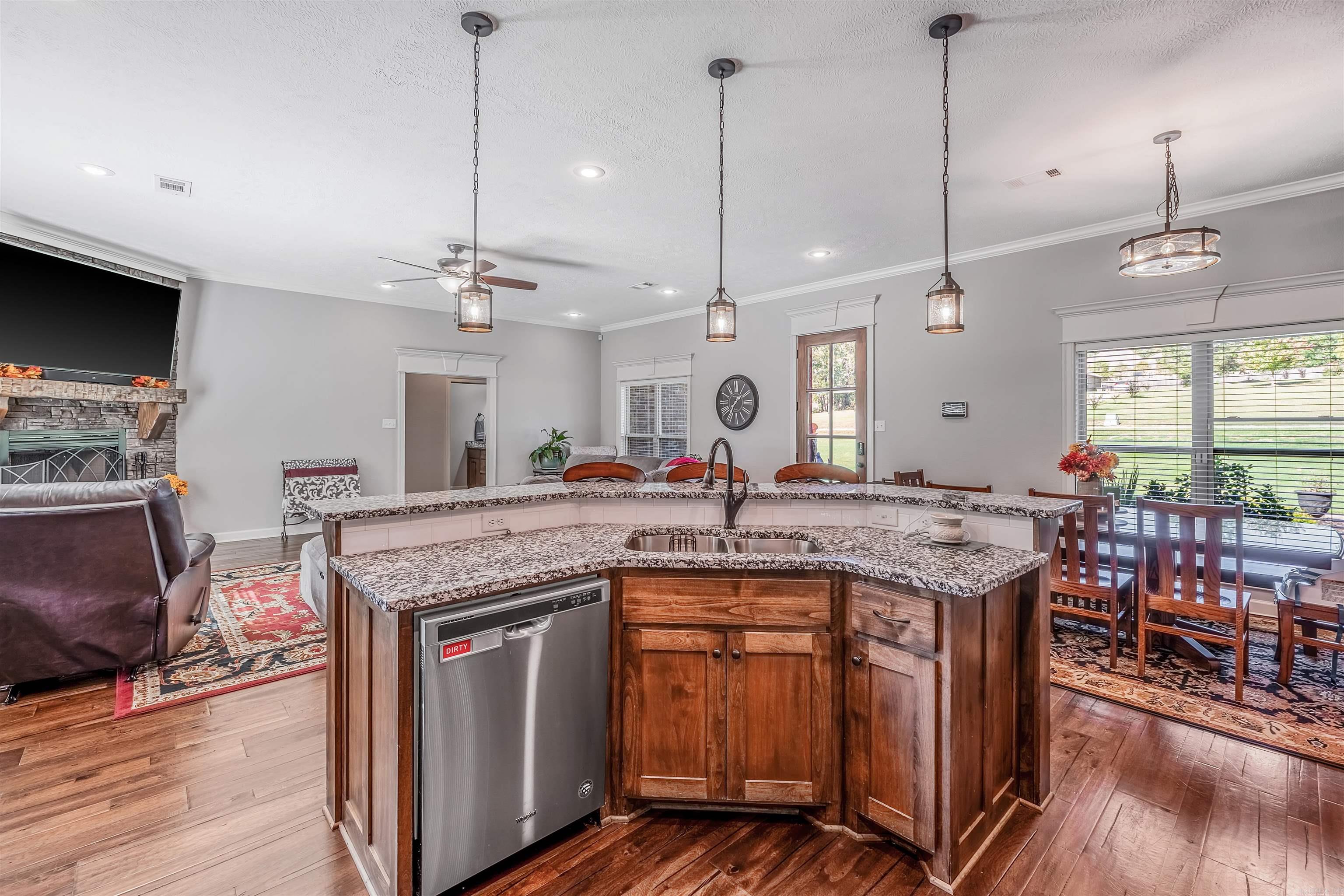 8 Winterberry  Greenbrier, AR