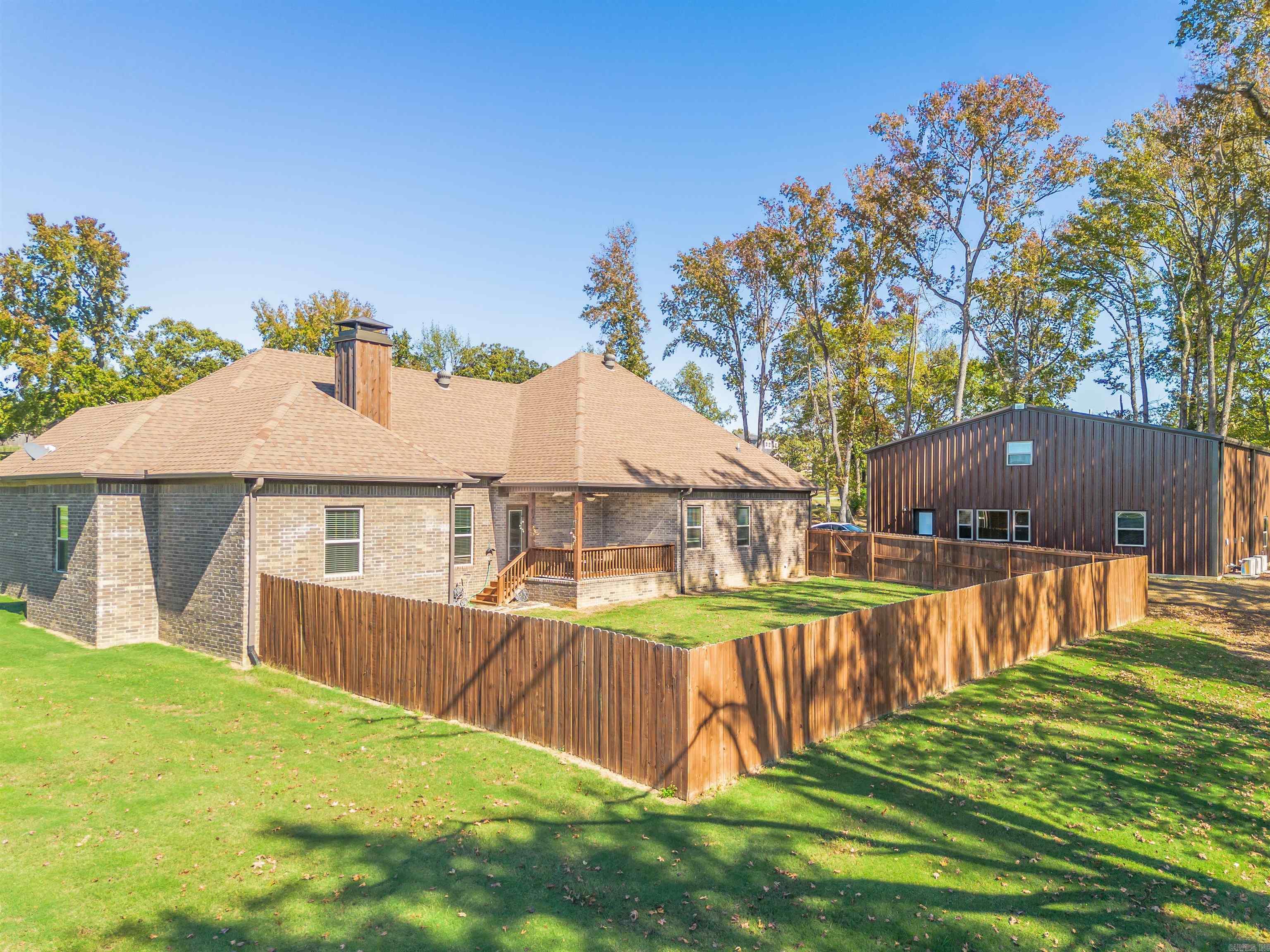 8 Winterberry  Greenbrier, AR