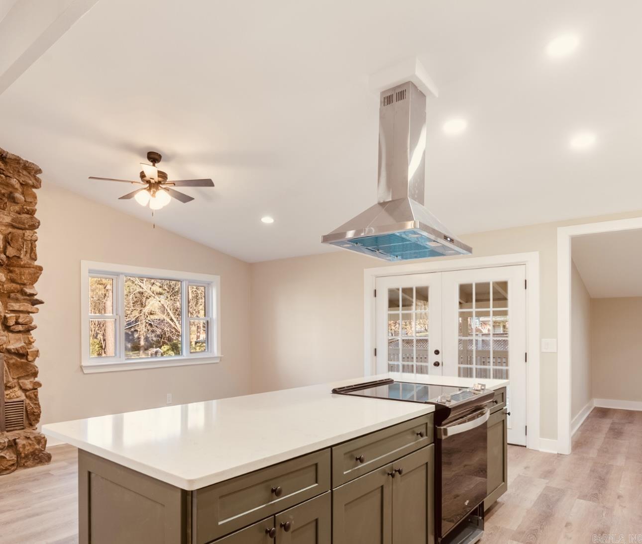 2323 Pinewood  Heber Springs, AR