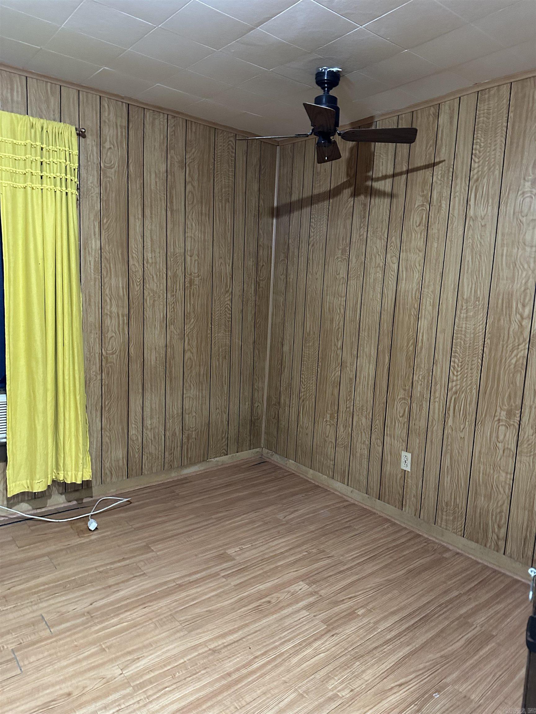 703 Morris  England, AR