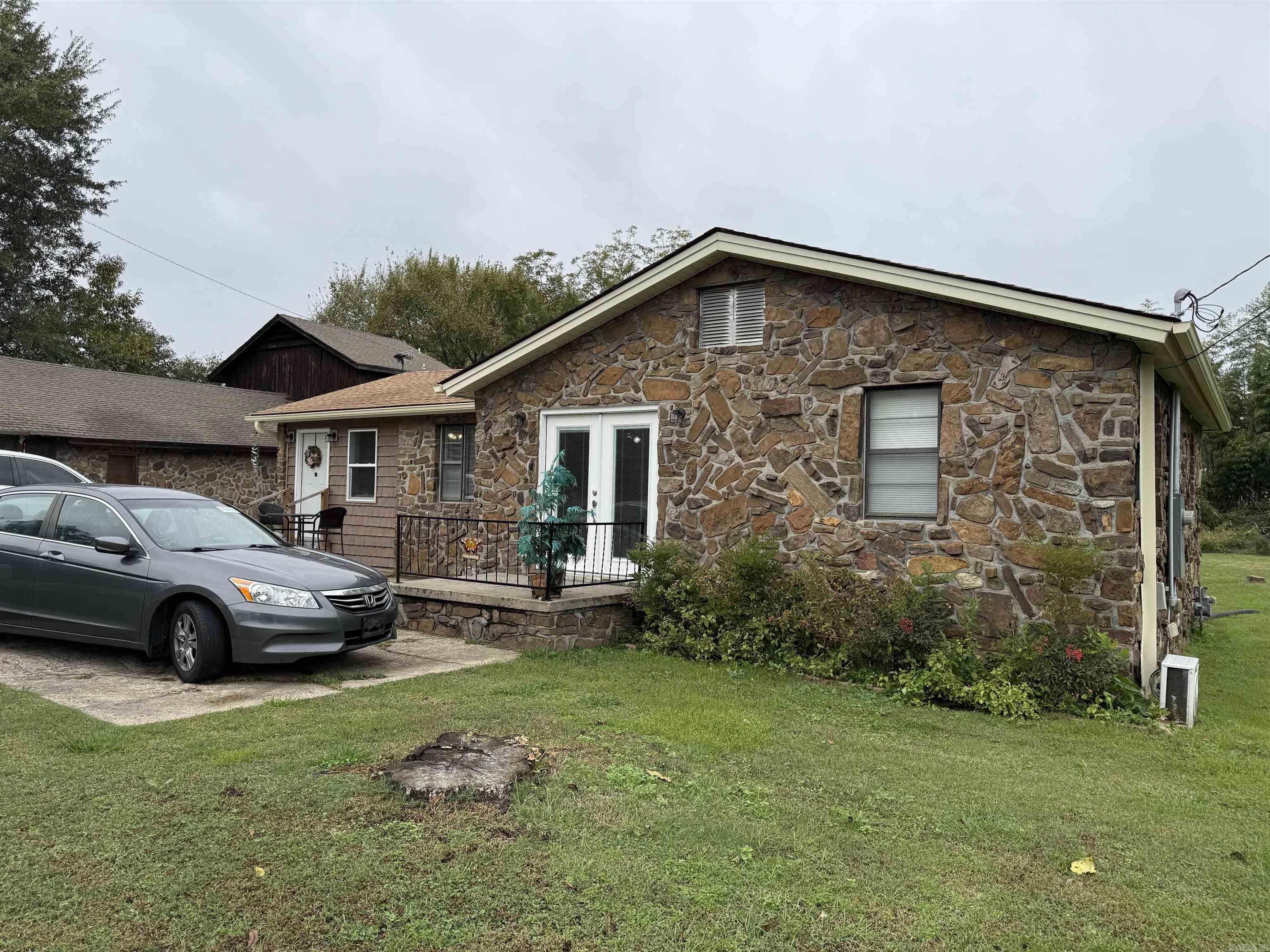 1604 W Childress  Morrilton, AR