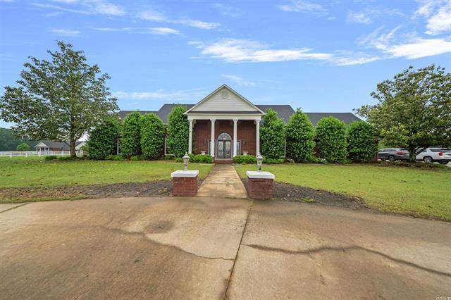 1795 W Hwy 64  El Paso, AR