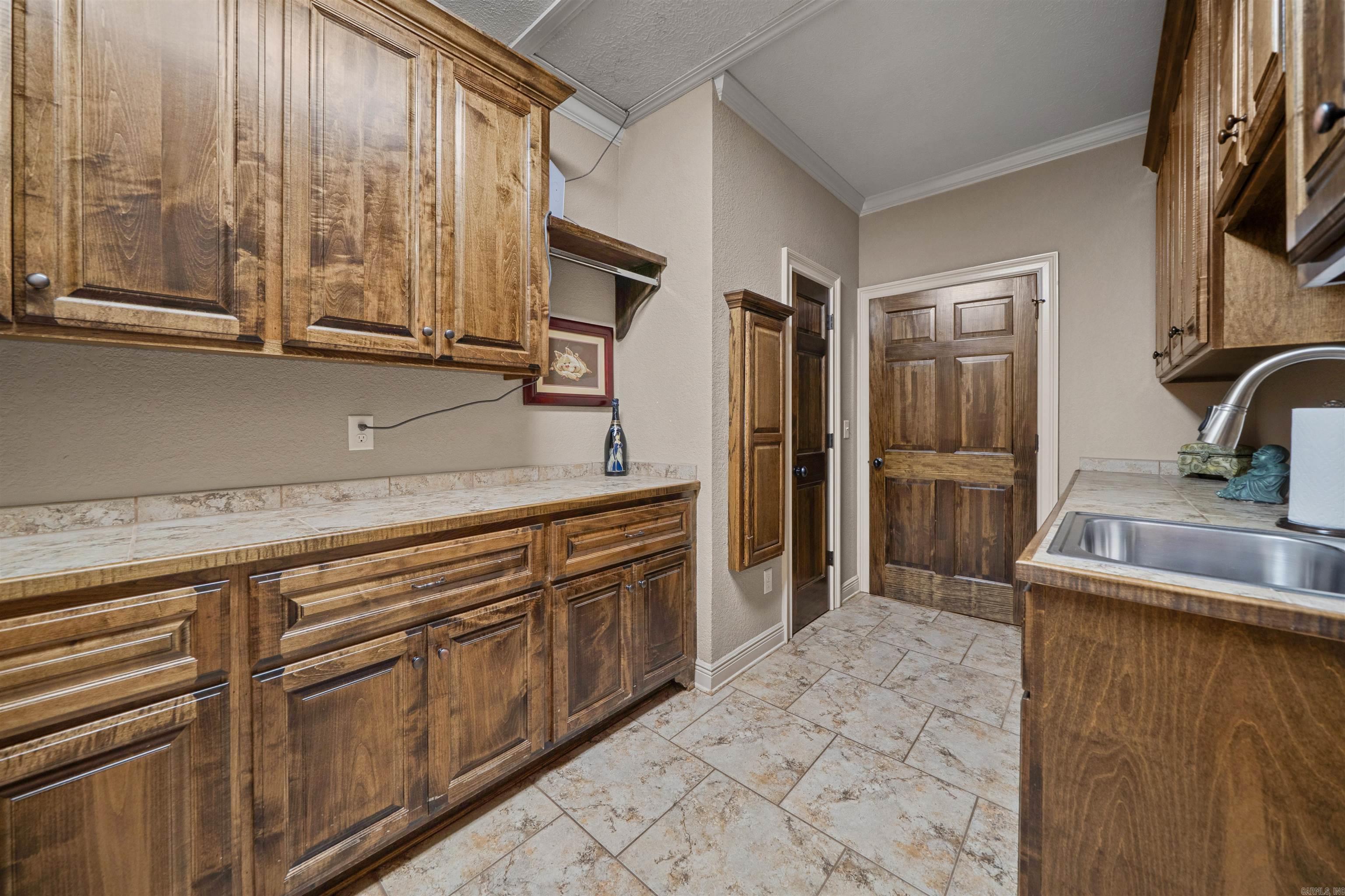 1795 W Hwy 64  El Paso, AR