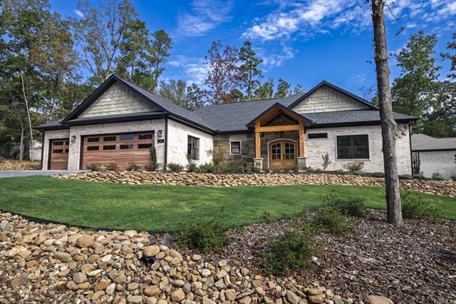 2  Resplandor Cir  Hot Springs Village, AR