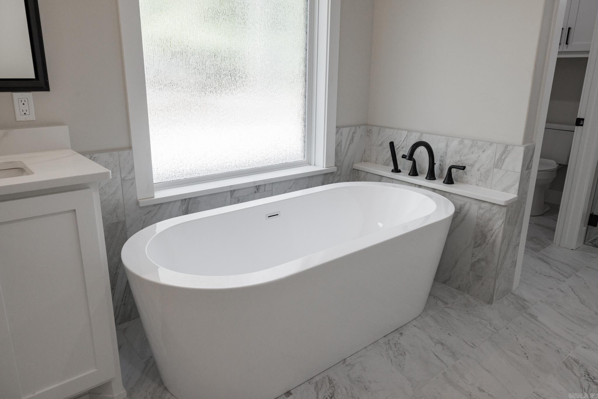 2 Resplandor Cir Hot Springs Village, AR 71909