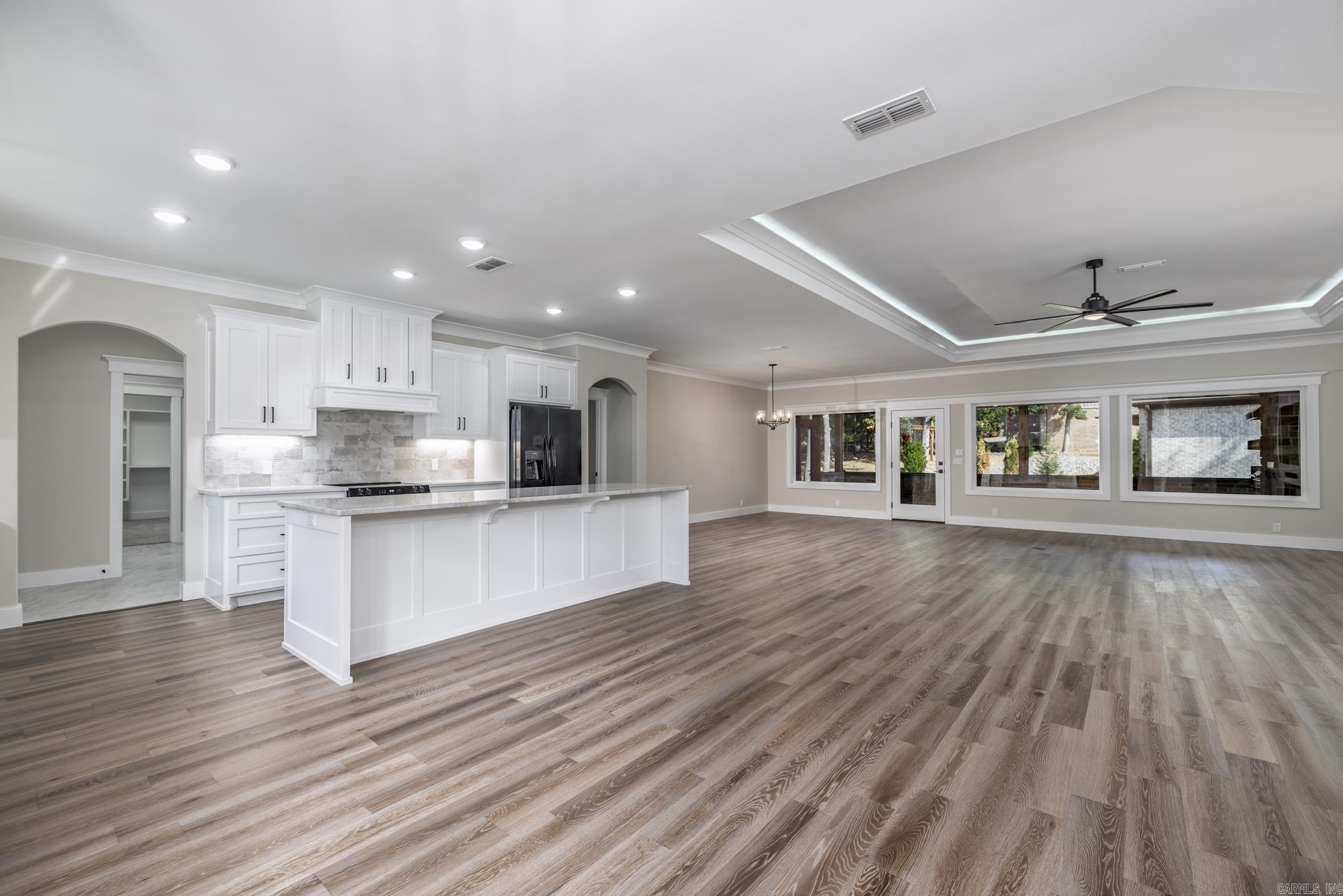 2 Resplandor Cir Hot Springs Village, AR 71909