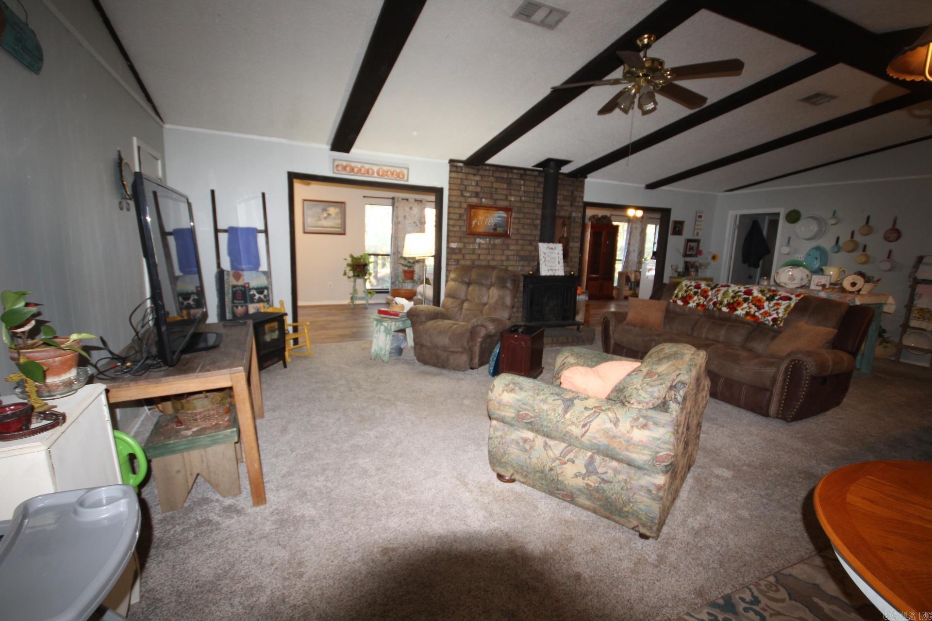 104 Sunset  Saratoga, AR