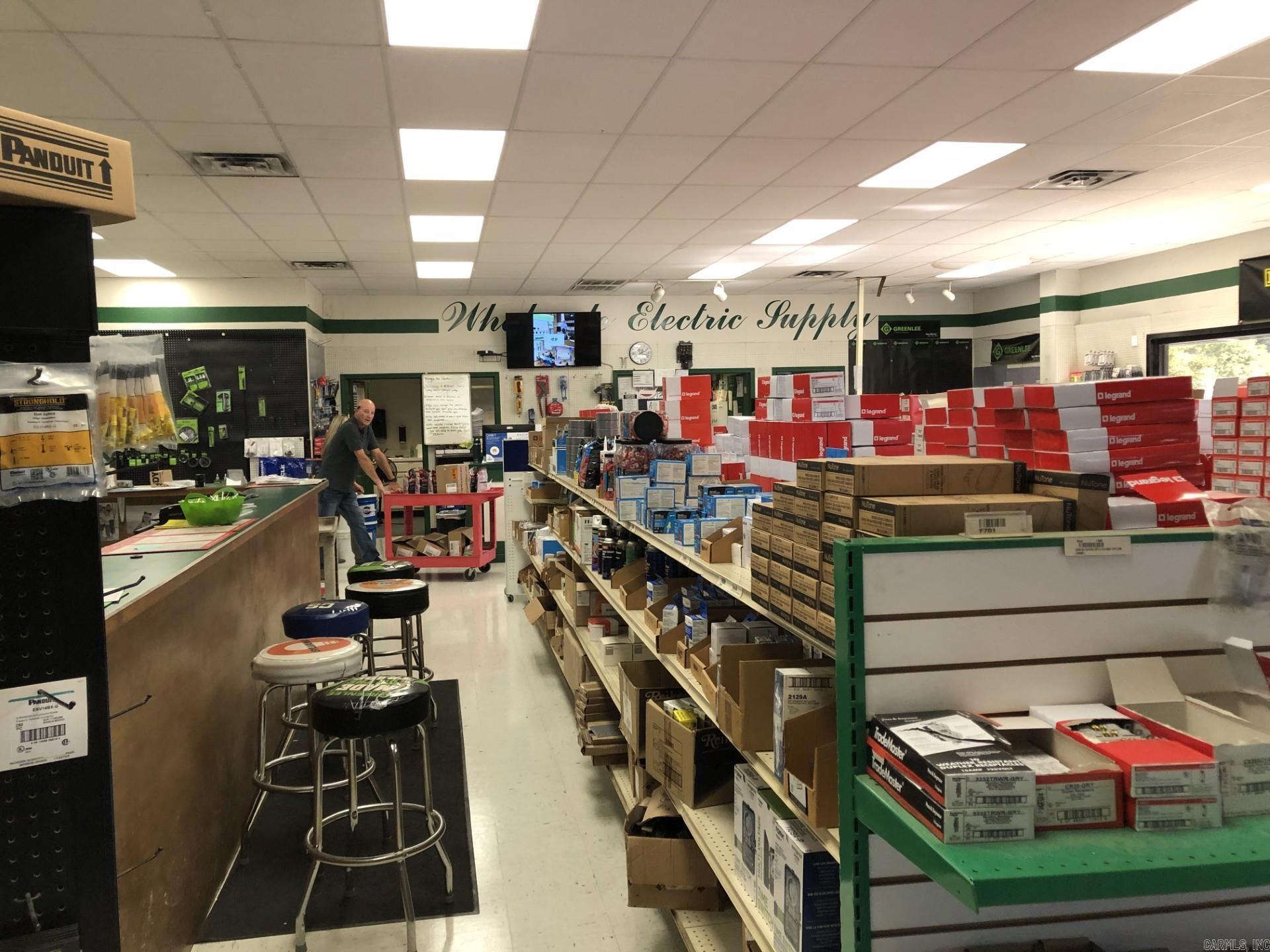 2709 Military Road  Benton, AR