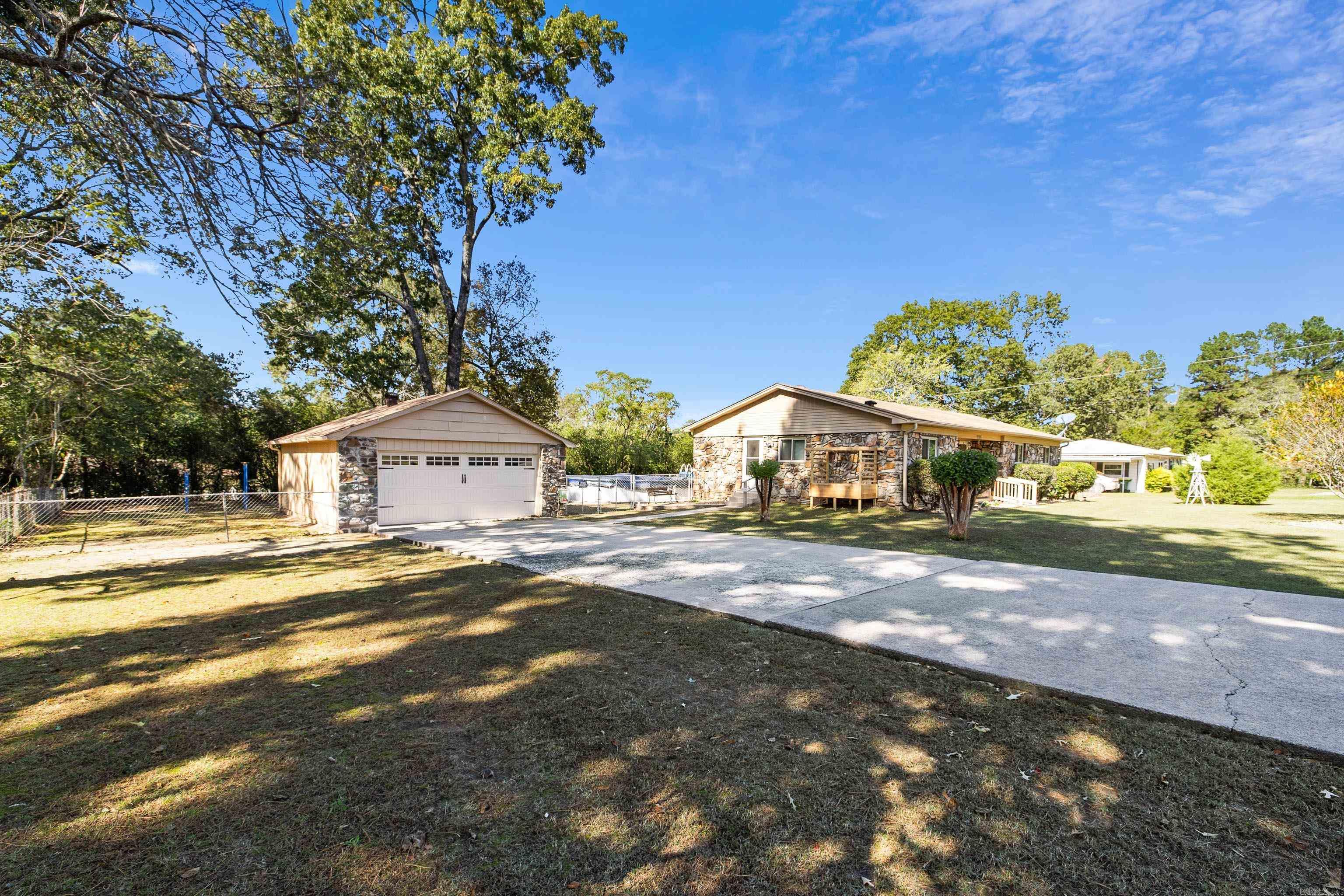 16712 Willis Drive Little Rock, AR 72206